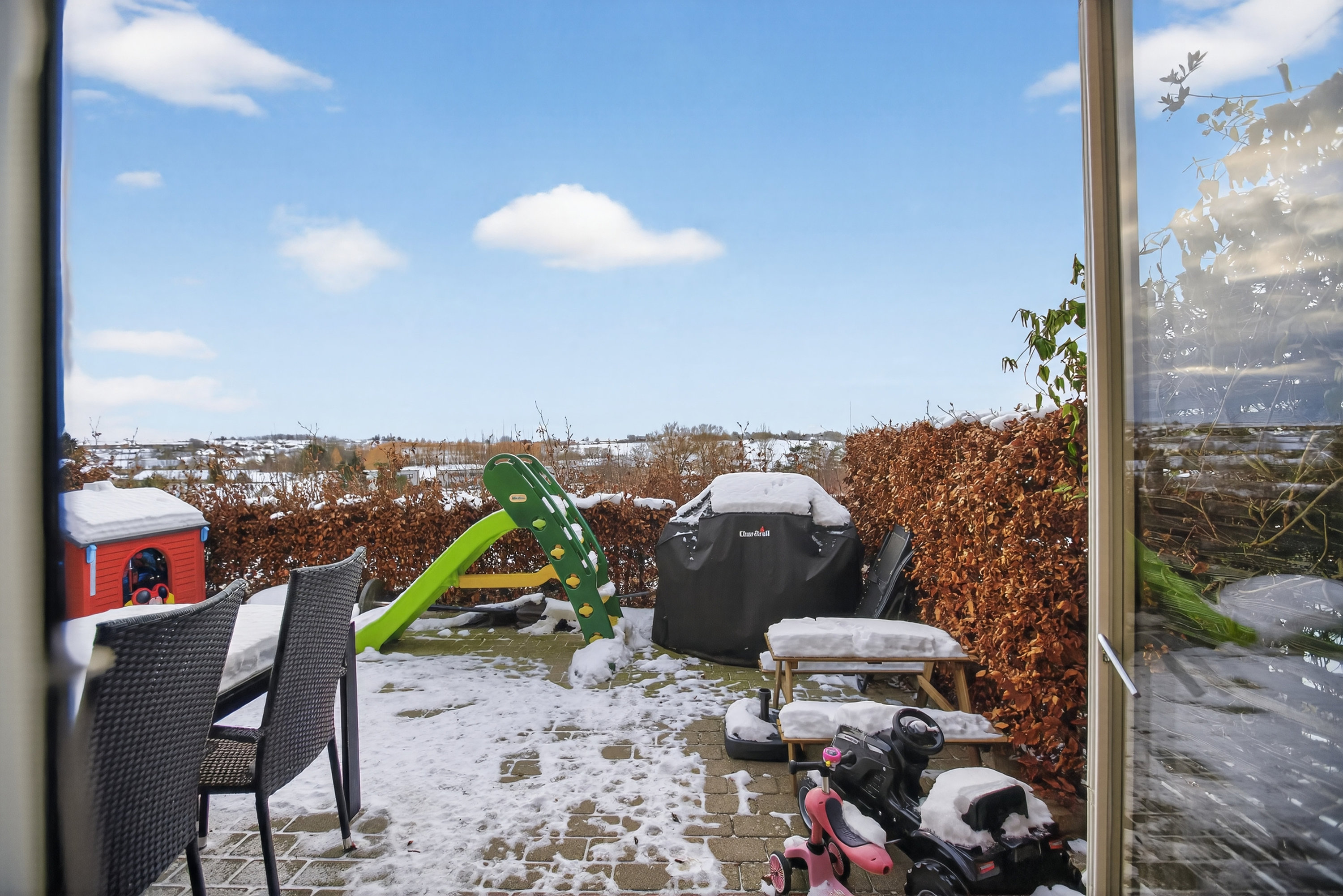 Fremhævet terrasse billede i fuldskærmstilstand. Billede af Kong Knuds Park 22, 2765 Smørum