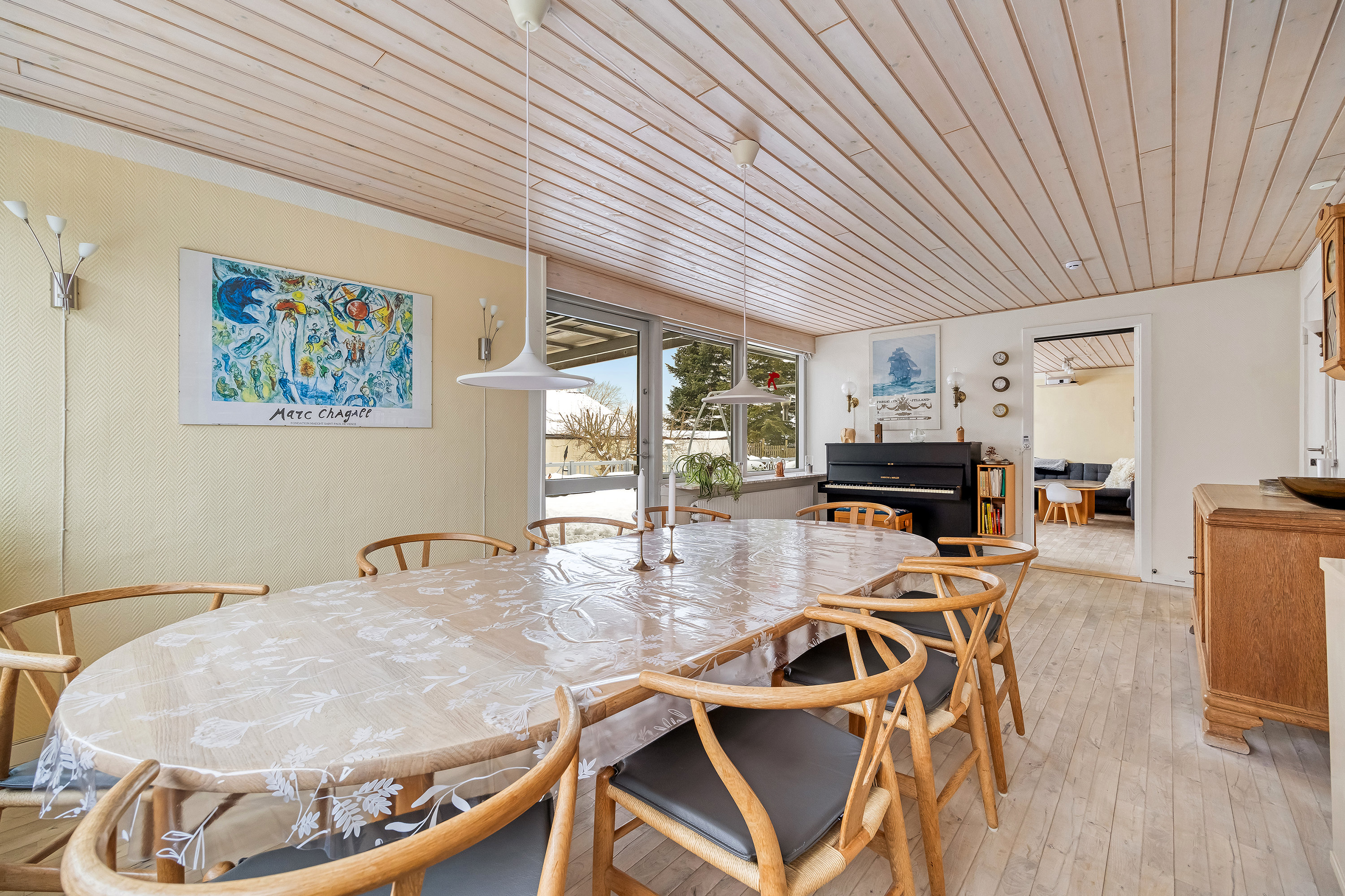 Fremhævet stue billede i fuldskærmstilstand. Billede af Vibevej 5, 3660 Stenløse