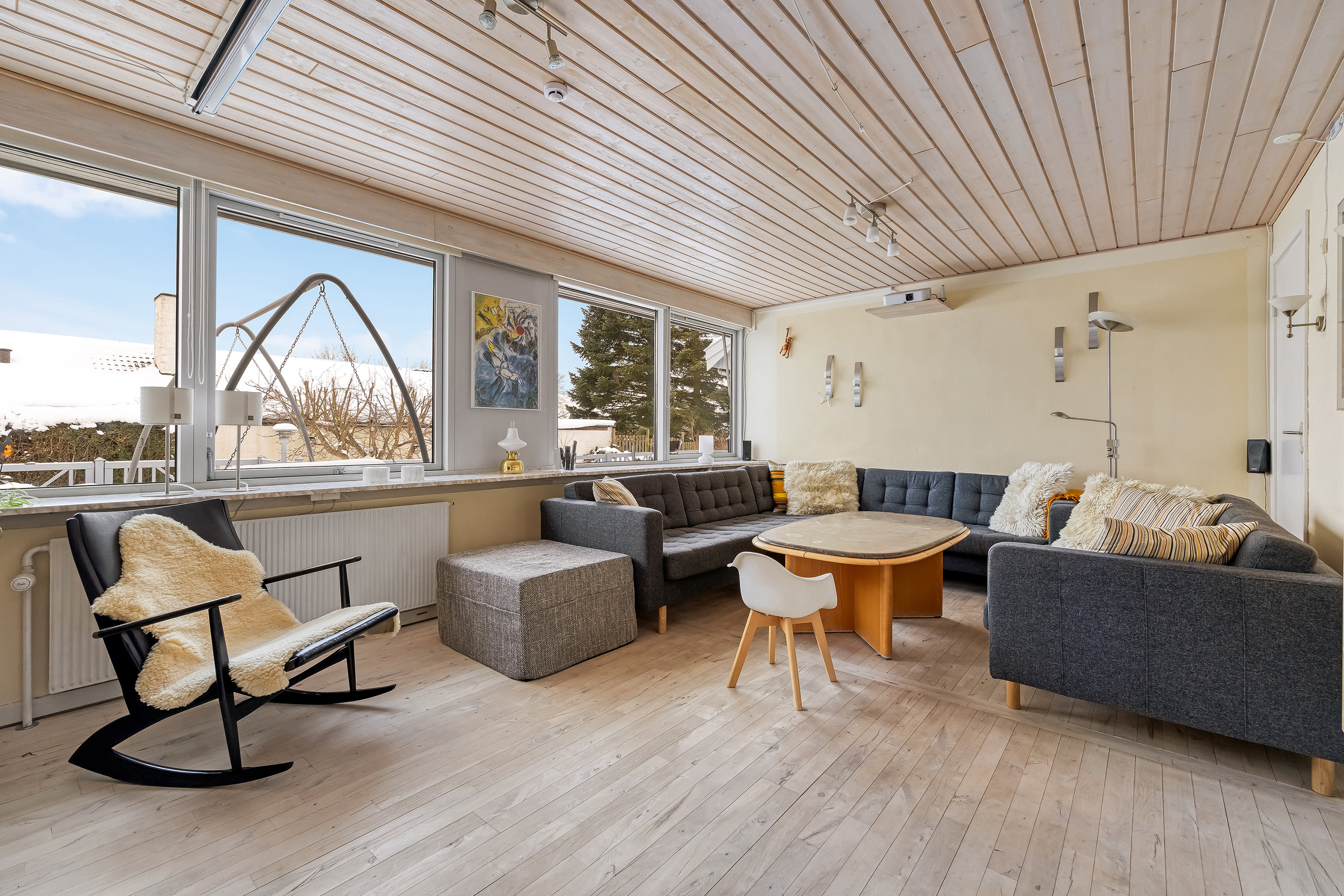 Miniaturebillede 1: stue. Billede af Vibevej 5, 3660 Stenløse