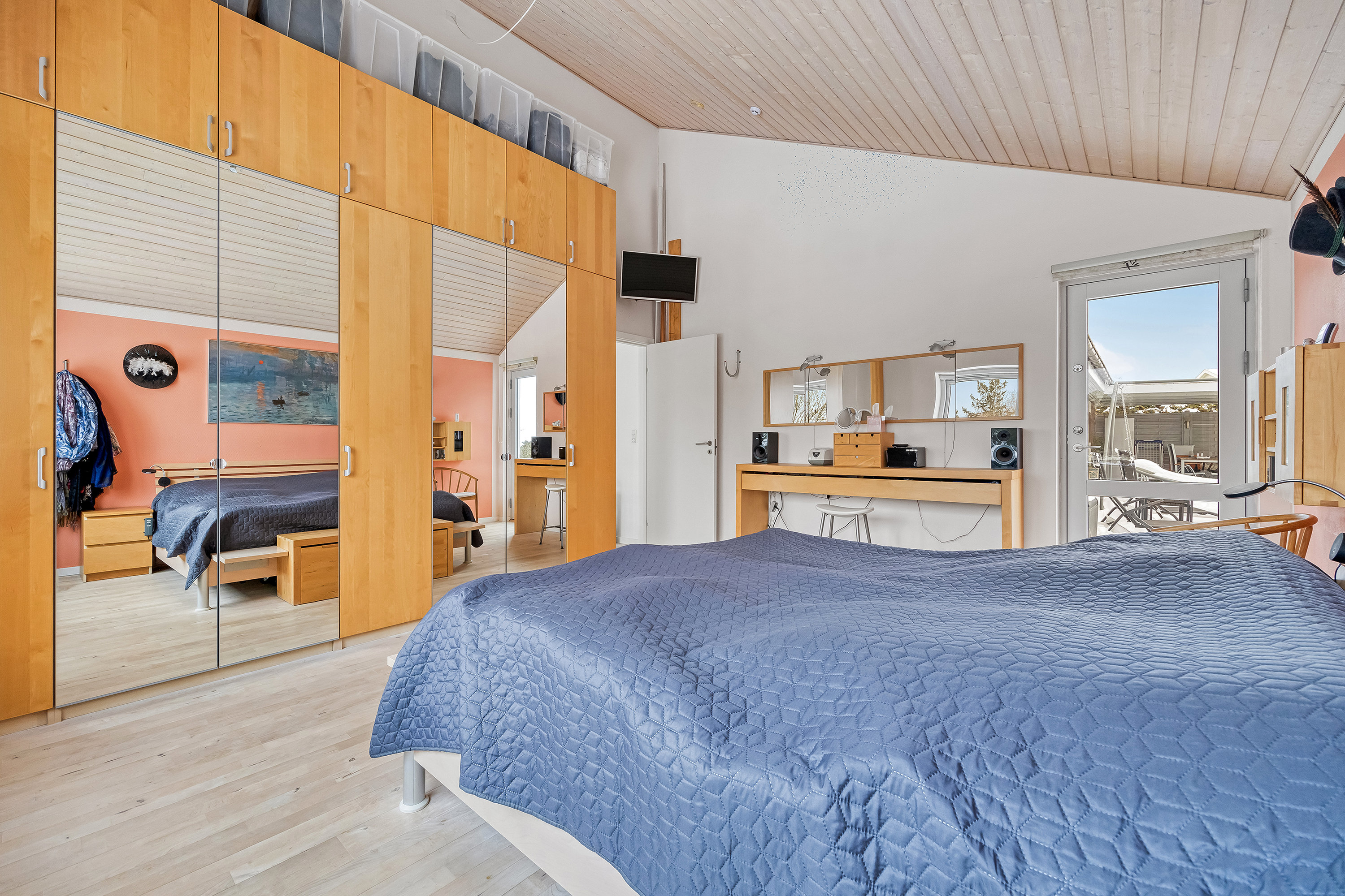 Fremhævet soveværelse billede i fuldskærmstilstand. Billede af Vibevej 5, 3660 Stenløse