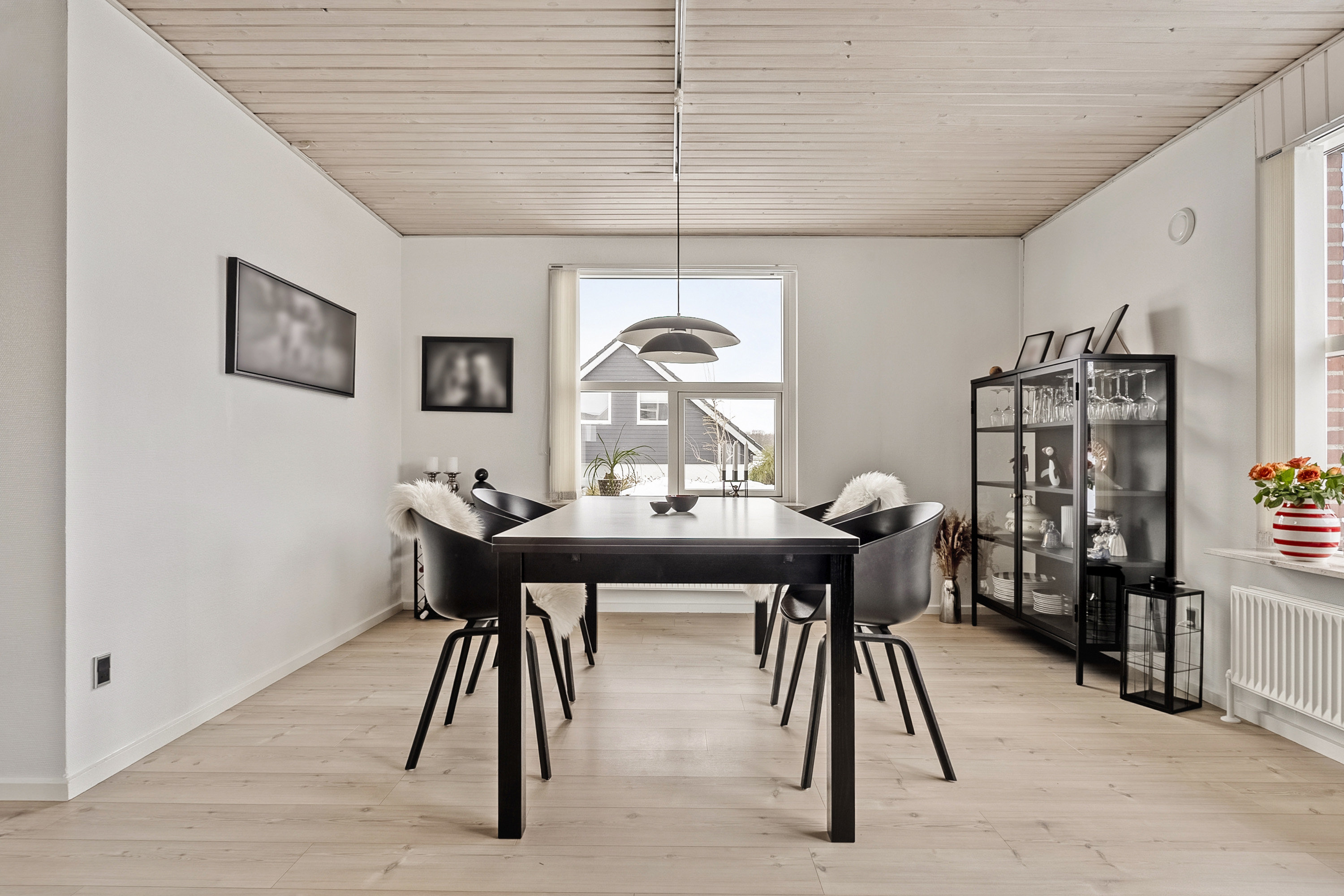 Fremhævet spisestue billede i fuldskærmstilstand. Billede af Hovmarksvej 102, 8700 Horsens