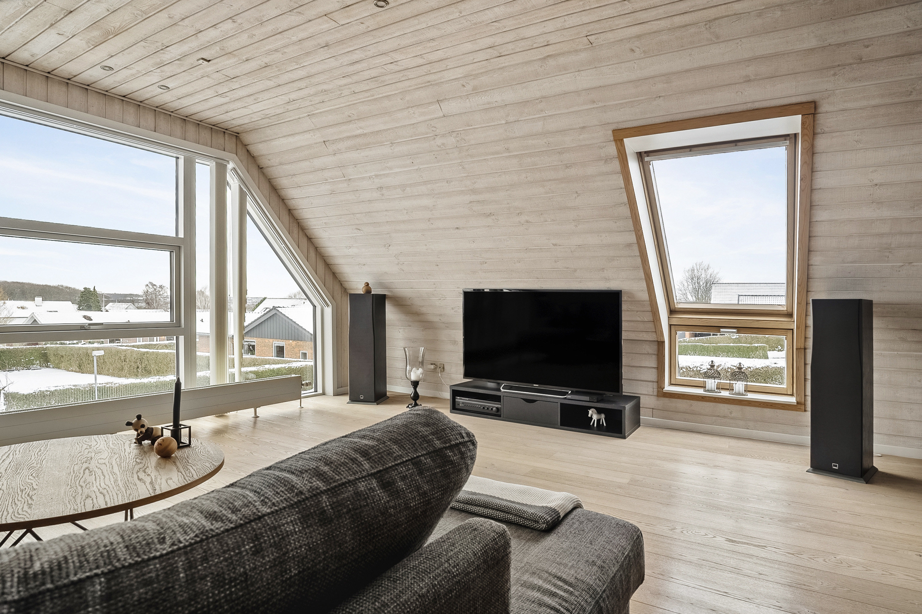 Fremhævet stue billede i fuldskærmstilstand. Billede af Hovmarksvej 102, 8700 Horsens