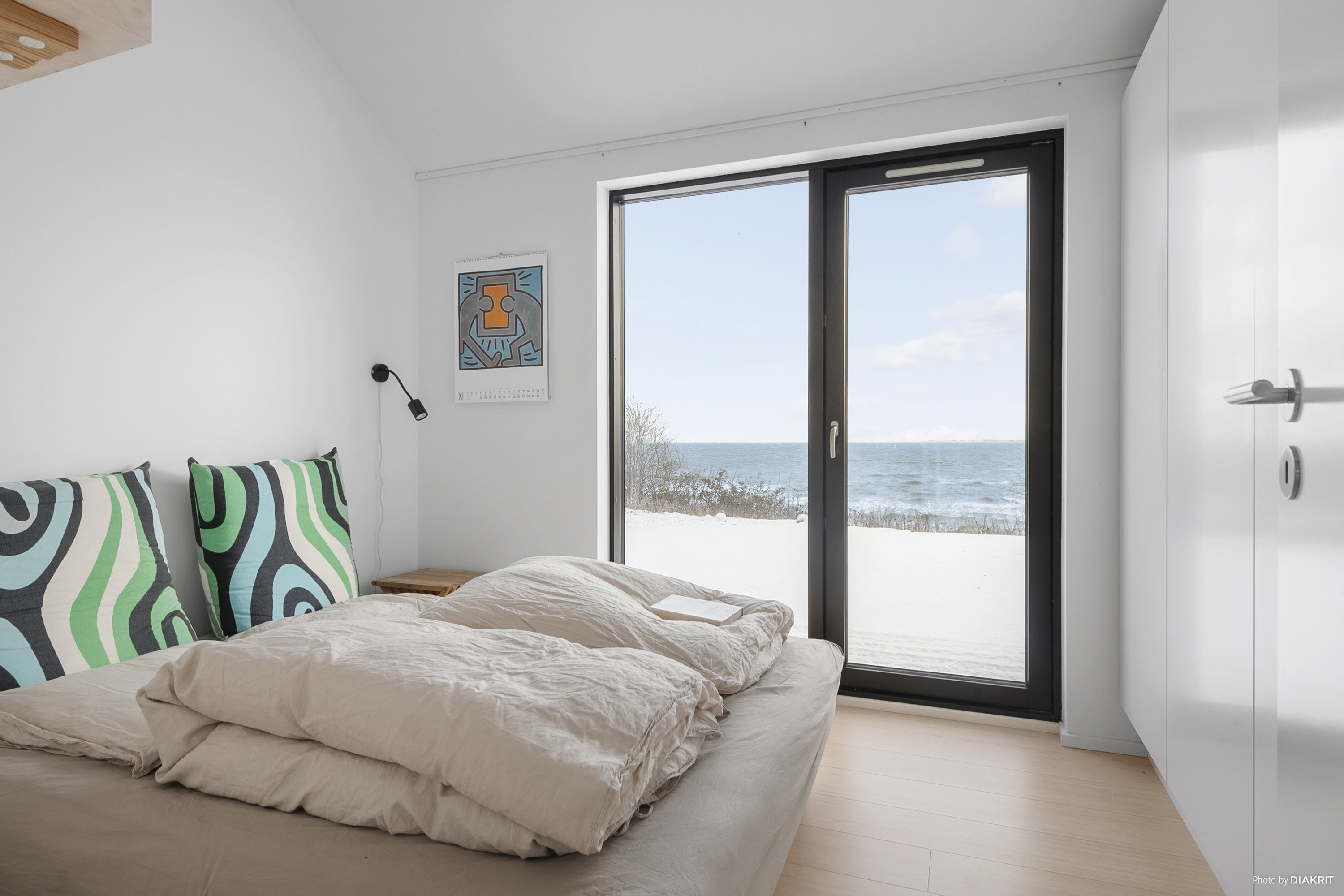 Fremhævet soveværelse billede i fuldskærmstilstand. Billede af Kystvejen 102, Rude Strand, 8300 Odder