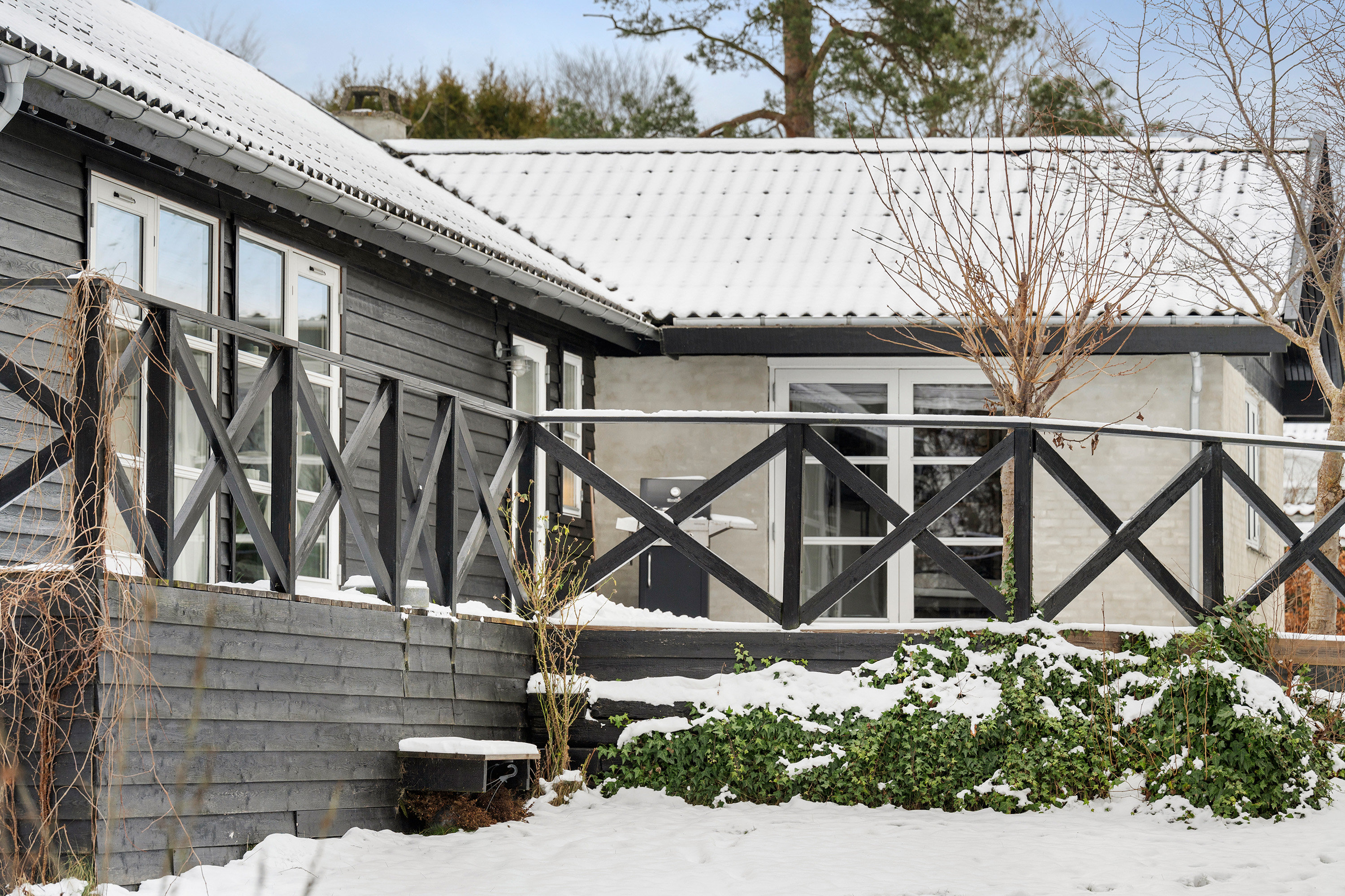 Fremhævet ejendommen billede i fuldskærmstilstand. Billede af Stakkeledet 3, 2970 Hørsholm