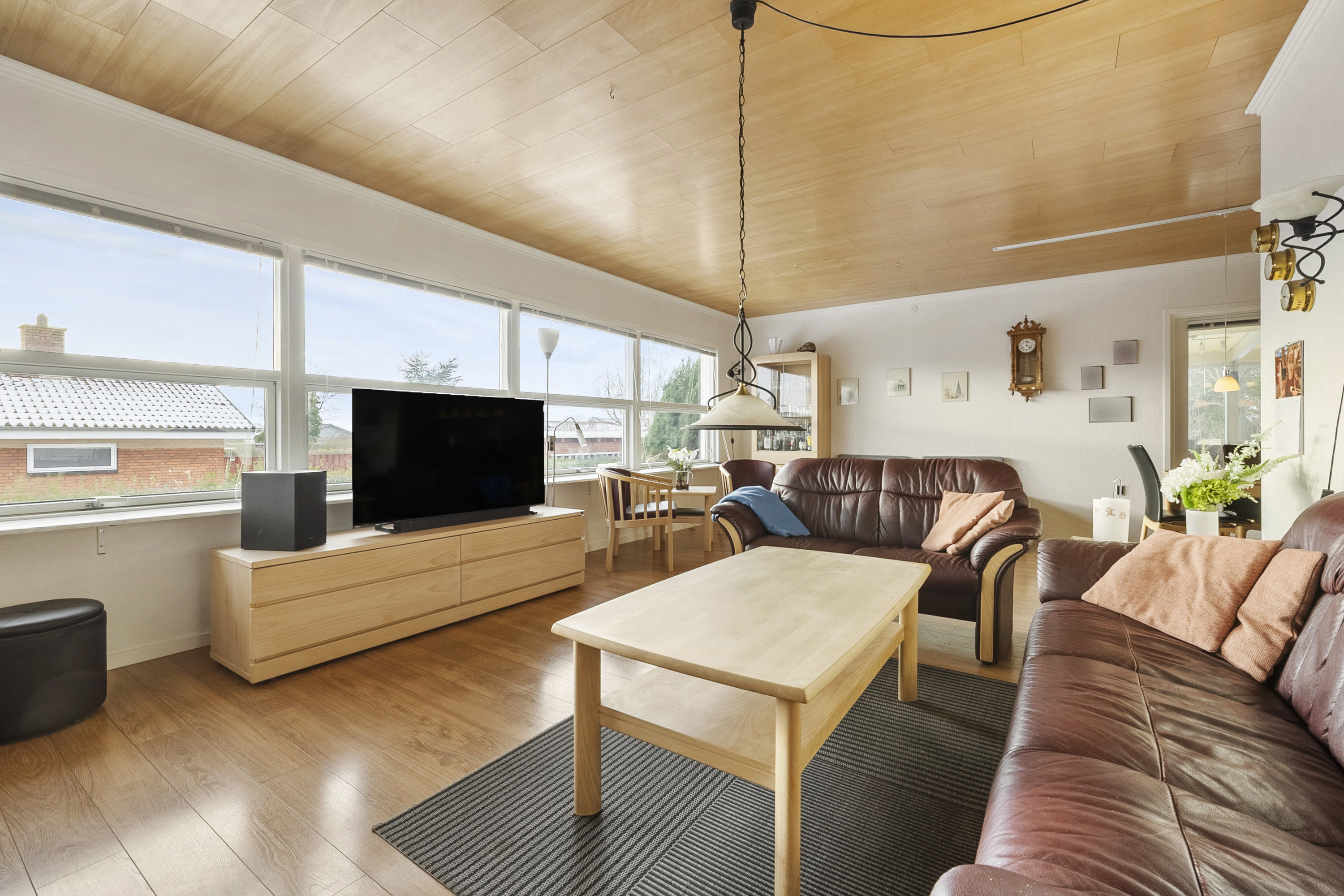 Fremhævet stue billede i fuldskærmstilstand. Billede af Agersøvej 10, Korsør Syd, 4220 Korsør