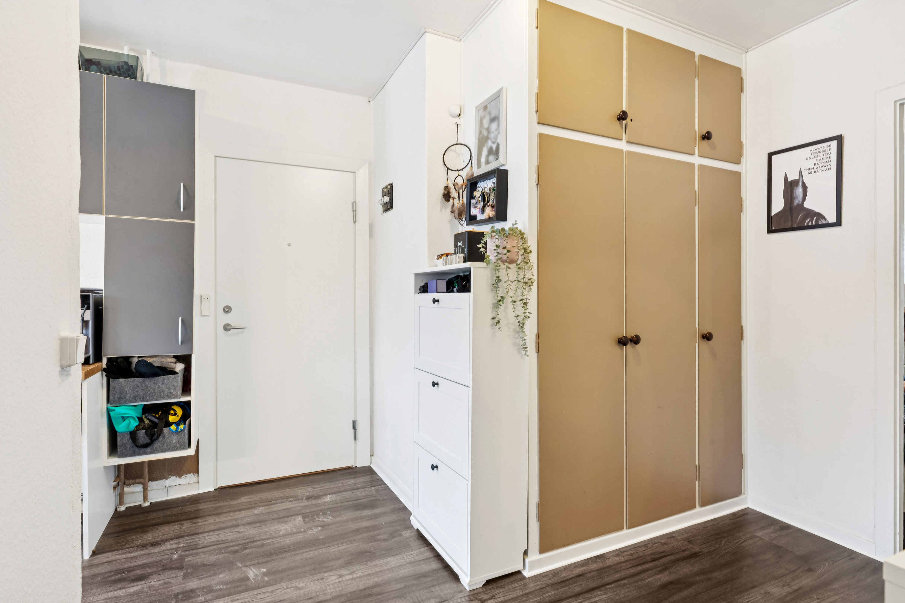 Fremhævet gang billede i fuldskærmstilstand. Billede af Lindevangshusene 78, st.. th., 2630 Taastrup