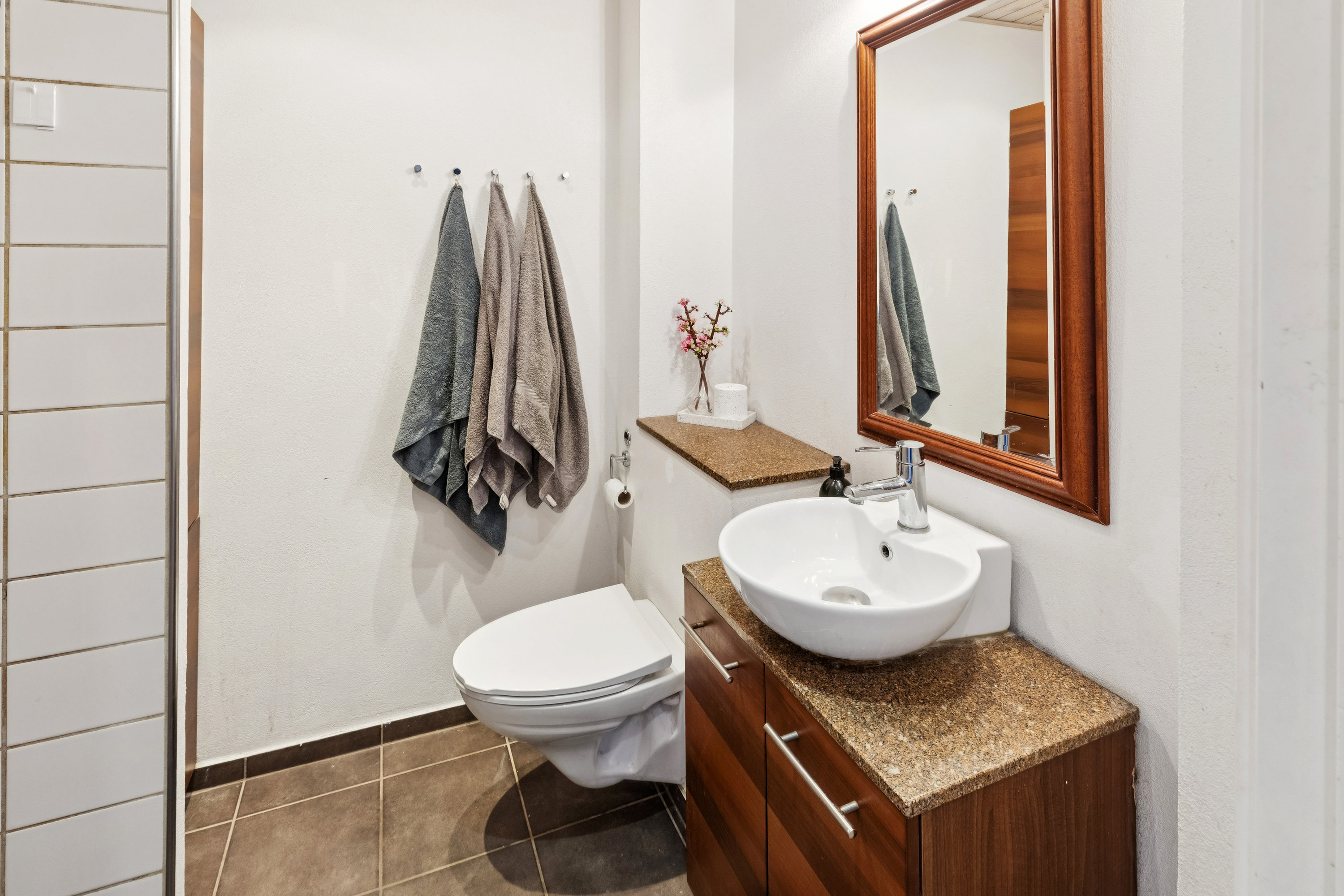 Fremhævet badeværelse billede i fuldskærmstilstand. Billede af Sankt Bendts Alle 55, 2630 Taastrup