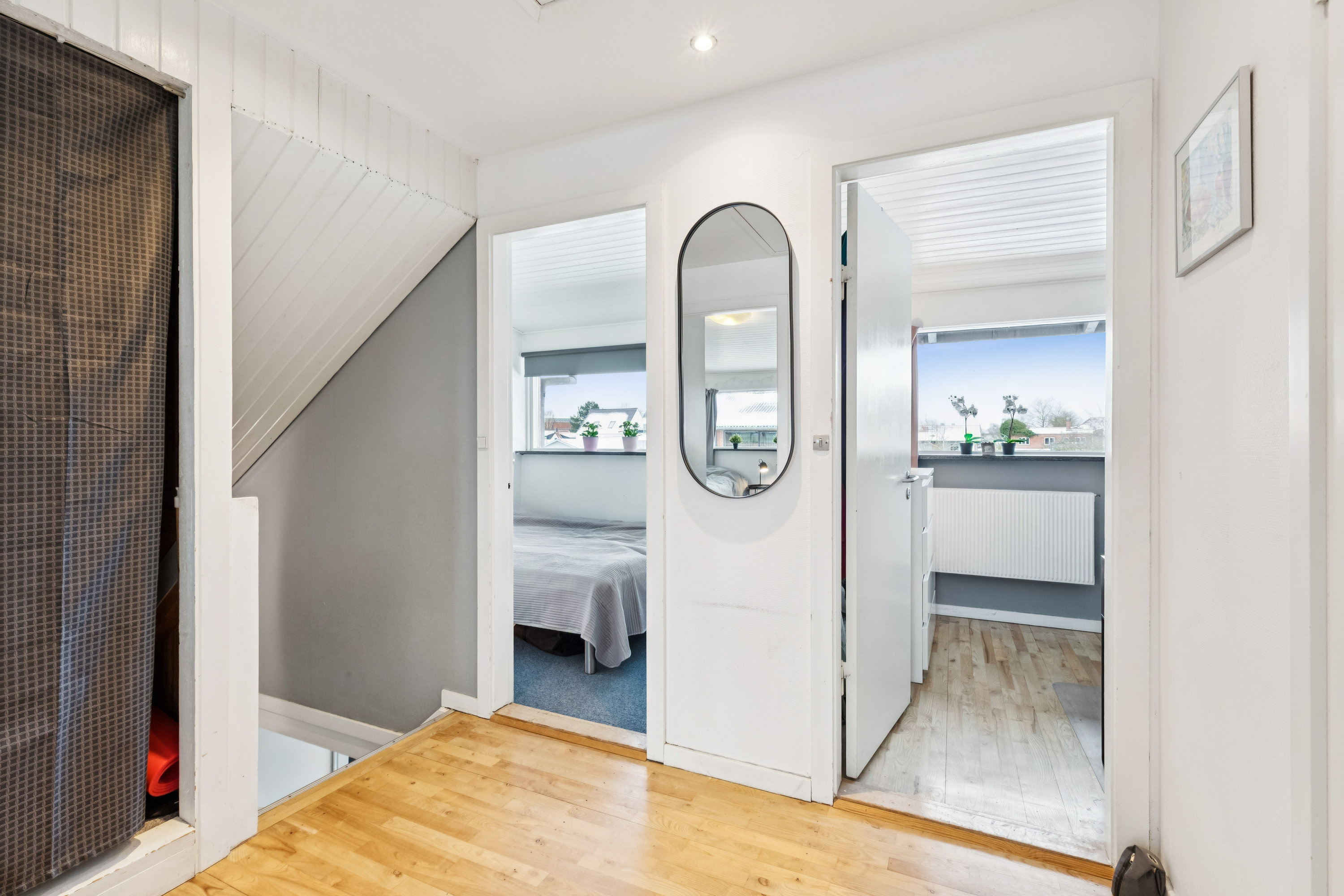 Fremhævet gang billede i fuldskærmstilstand. Billede af Sankt Bendts Alle 55, 2630 Taastrup