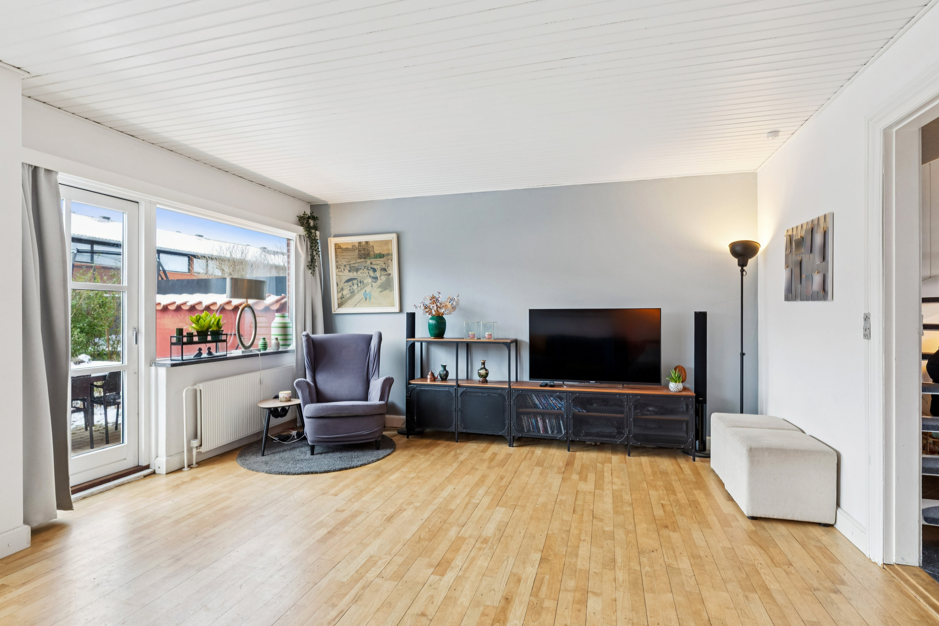 Fremhævet stue billede i fuldskærmstilstand. Billede af Sankt Bendts Alle 55, 2630 Taastrup