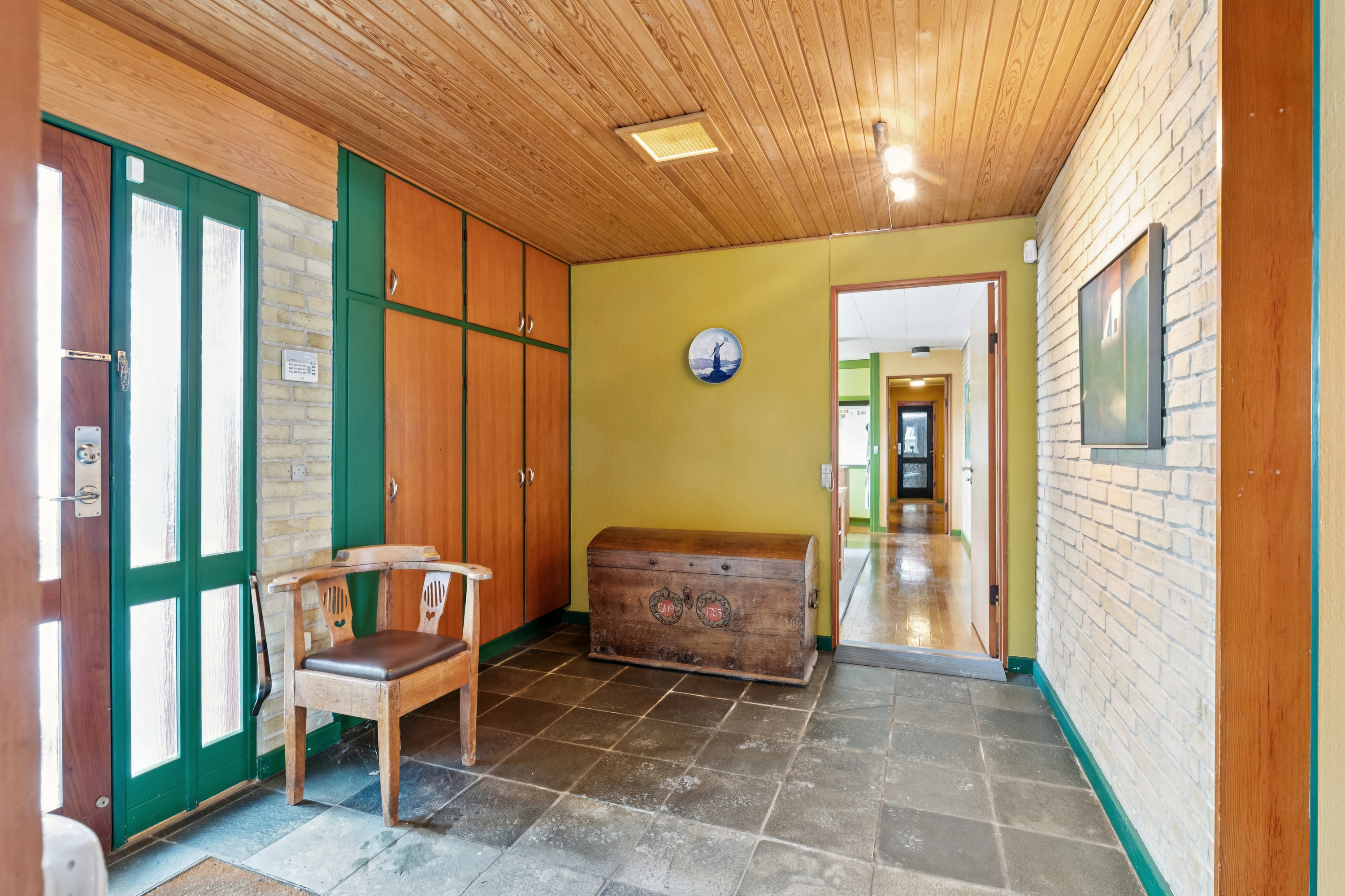 Fremhævet entré billede i fuldskærmstilstand. Billede af Tjørneholmen 14, 2630 Taastrup