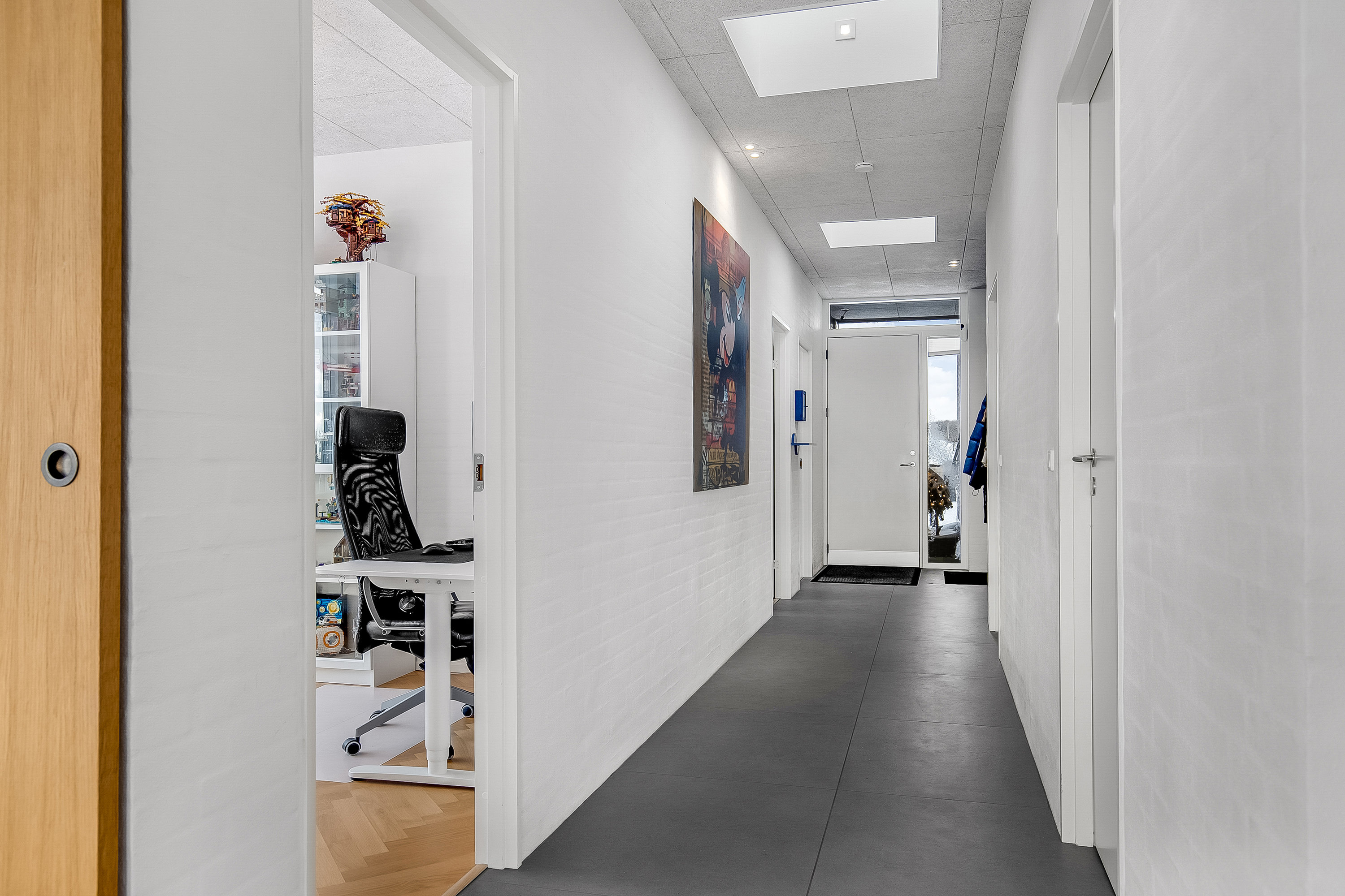 Fremhævet gang billede i fuldskærmstilstand. Billede af Pilehaven 22, Bredballe, 7120 Vejle Øst