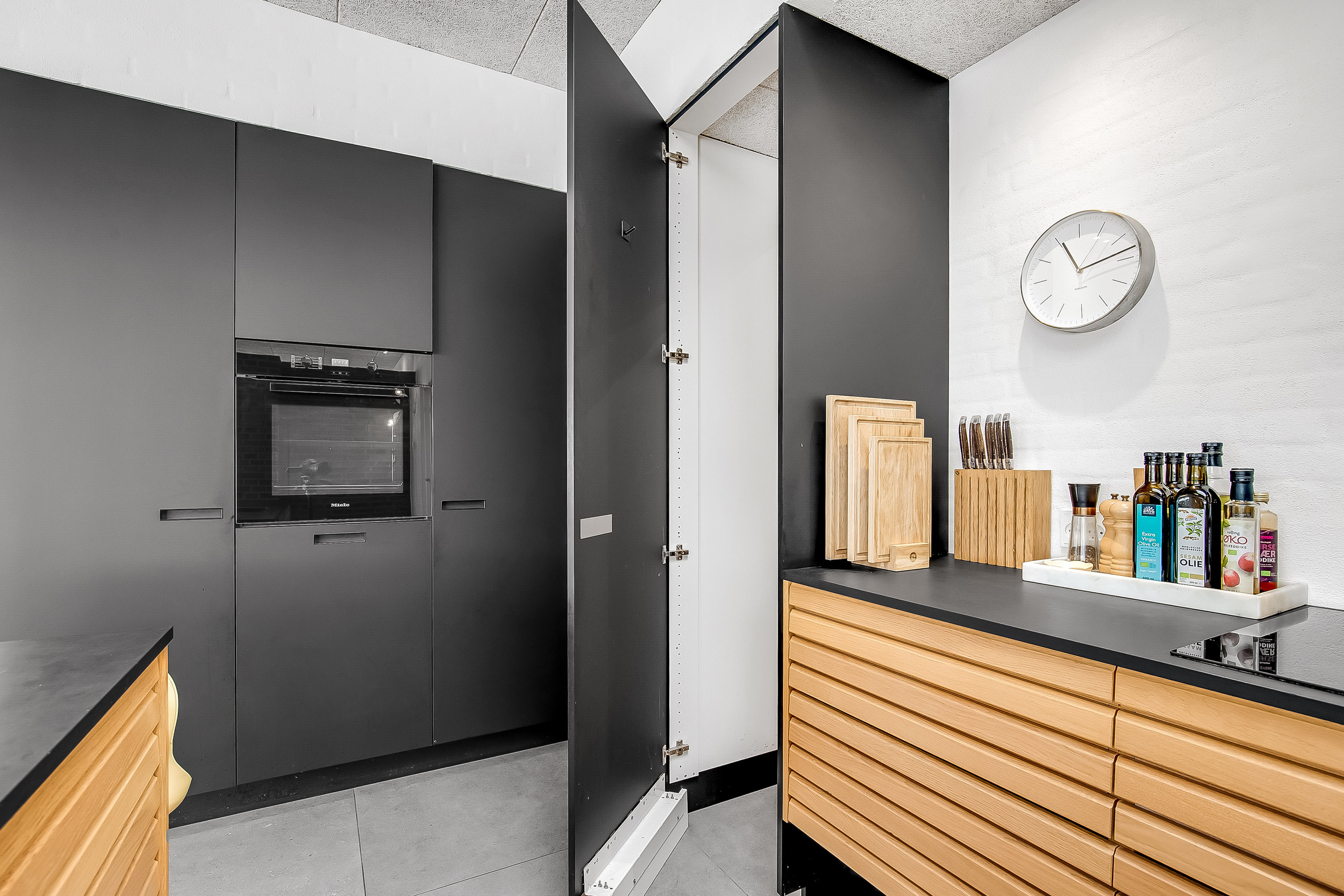 Fremhævet viktualierum billede i fuldskærmstilstand. Billede af Pilehaven 22, Bredballe, 7120 Vejle Øst