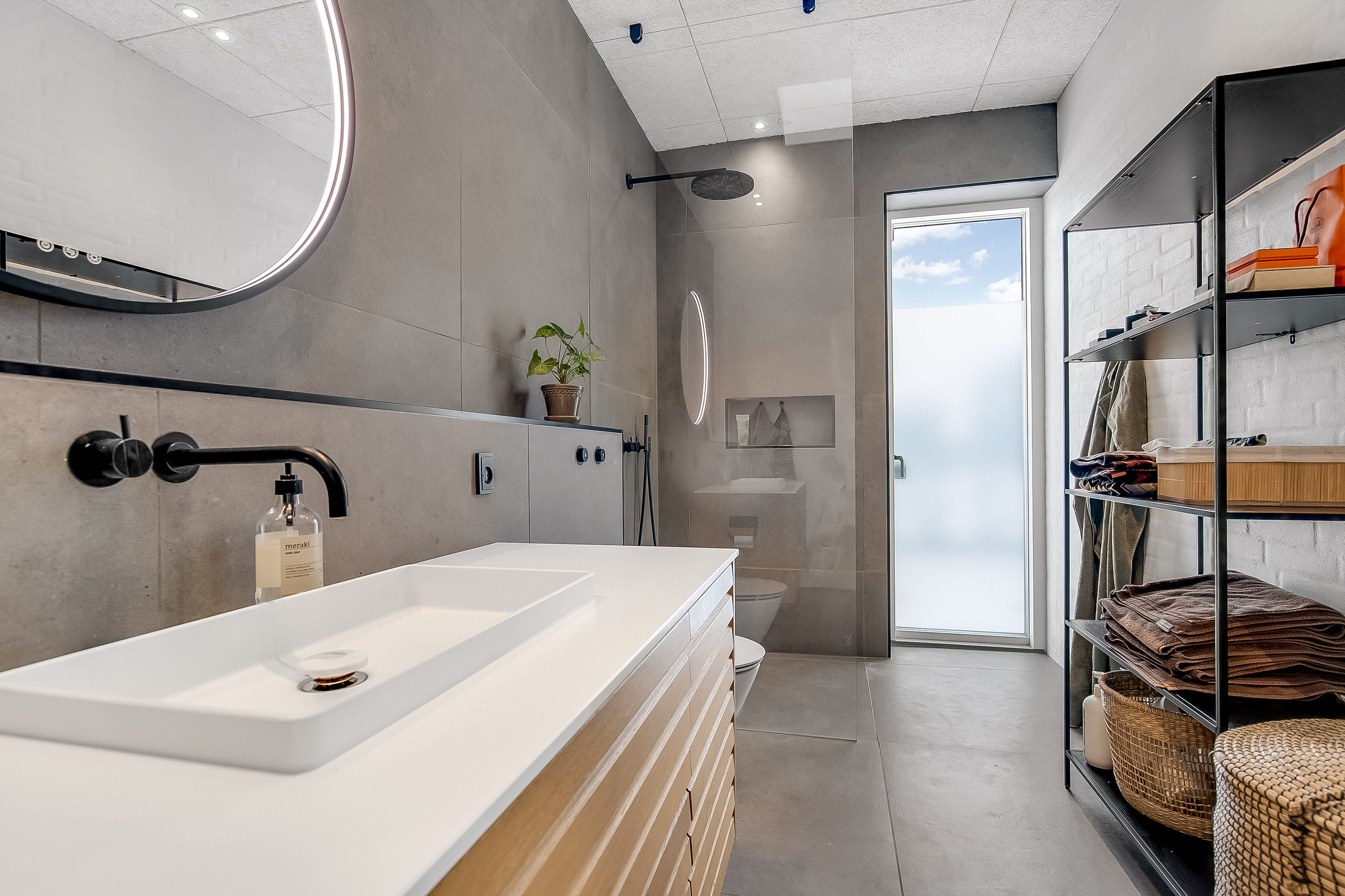 Fremhævet badeværelse billede i fuldskærmstilstand. Billede af Pilehaven 22, Bredballe, 7120 Vejle Øst