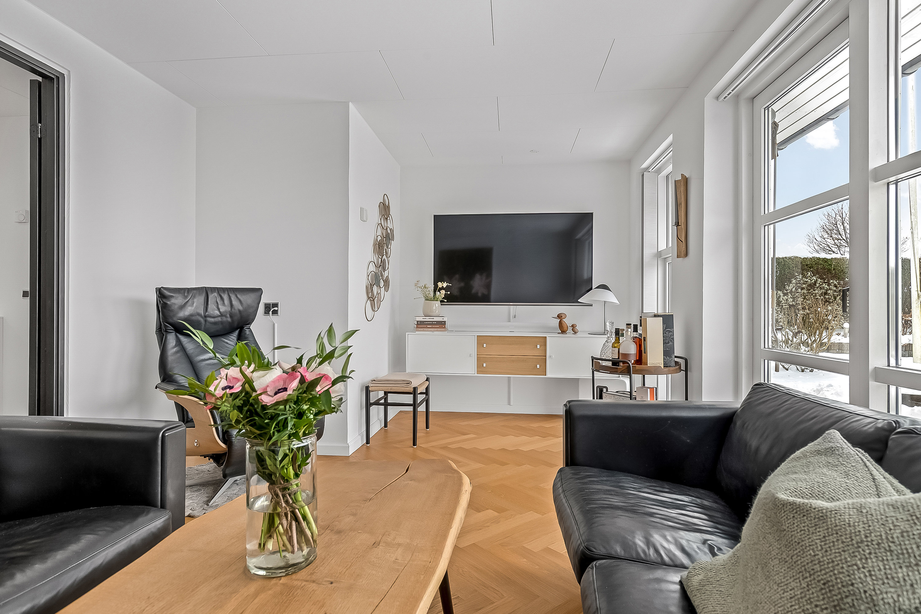 Fremhævet stue billede i fuldskærmstilstand. Billede af Pallasvej 20, Uhrhøj, 7100 Vejle