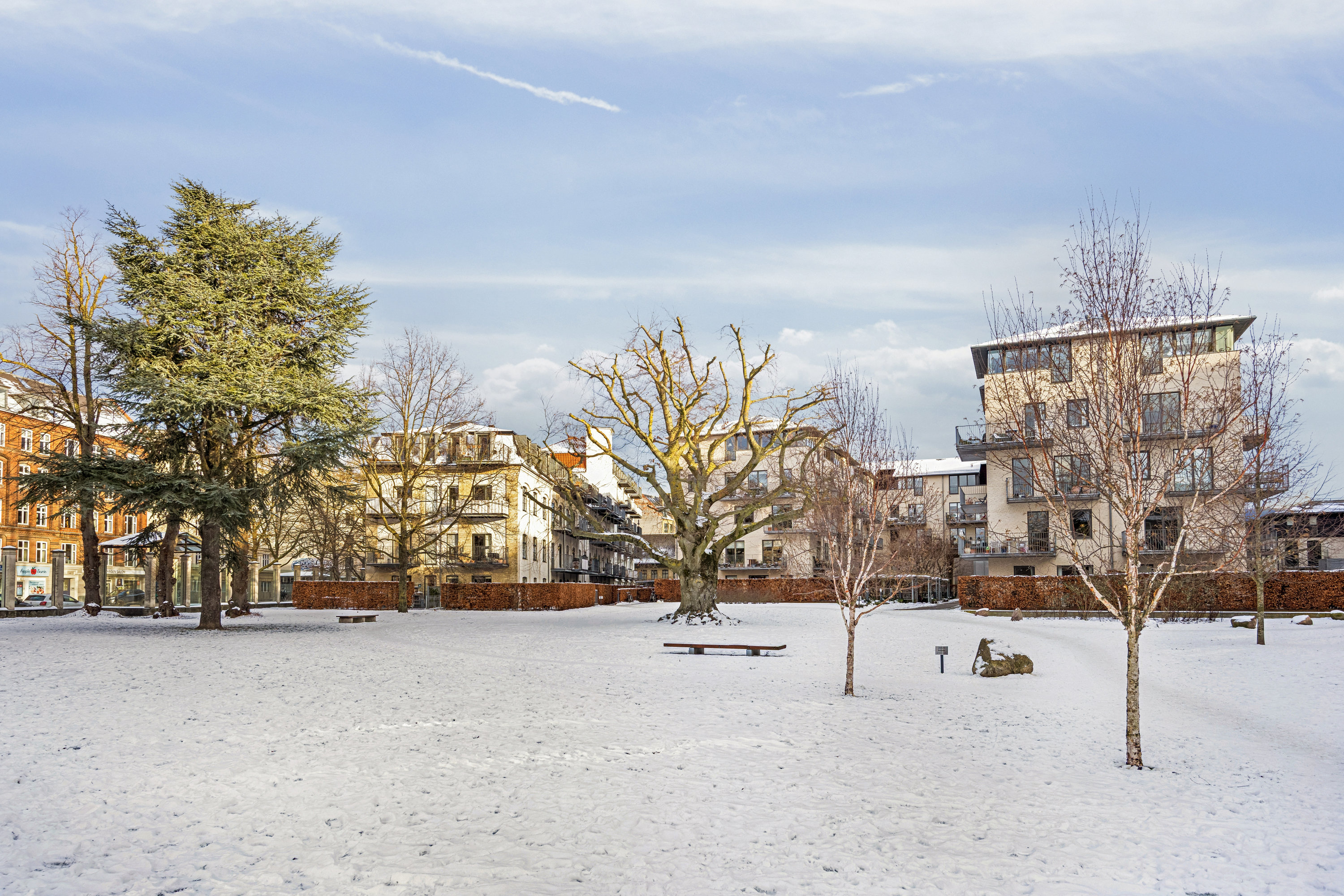 Fremhævet andet billede i fuldskærmstilstand. Billede af Porcelænshaven 2B, 1. 1., 2000 Frederiksberg
