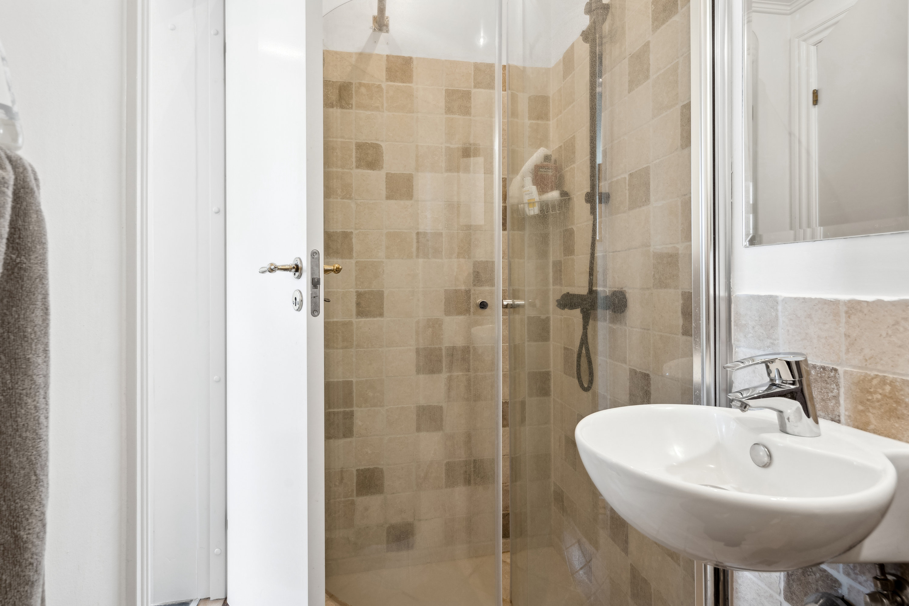 Fremhævet  billede i fuldskærmstilstand. Billede af Lathyrusvej 8, 1. tv., 8930 Randers NØ