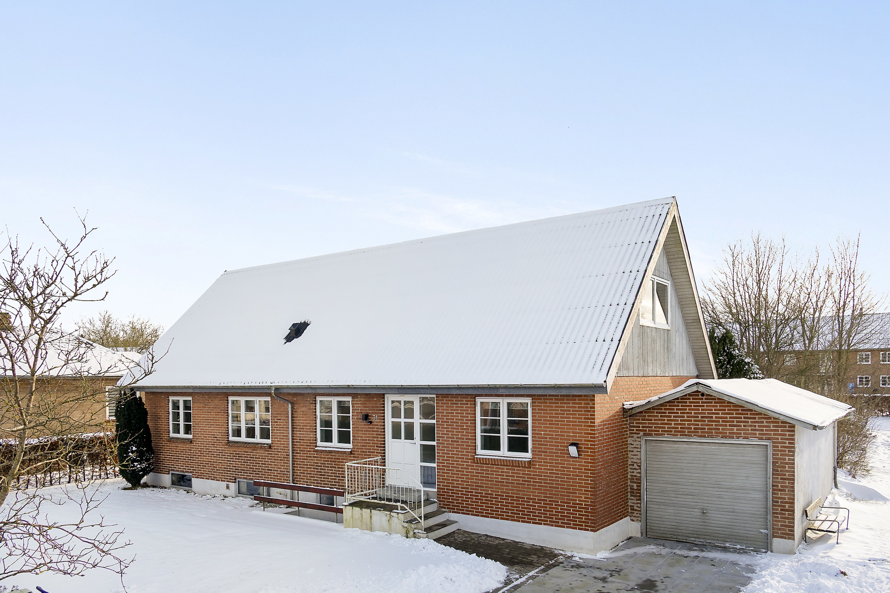 Villa: Ejendommen på Ribevej 31, Sdr Hygum, 6630 Rødding