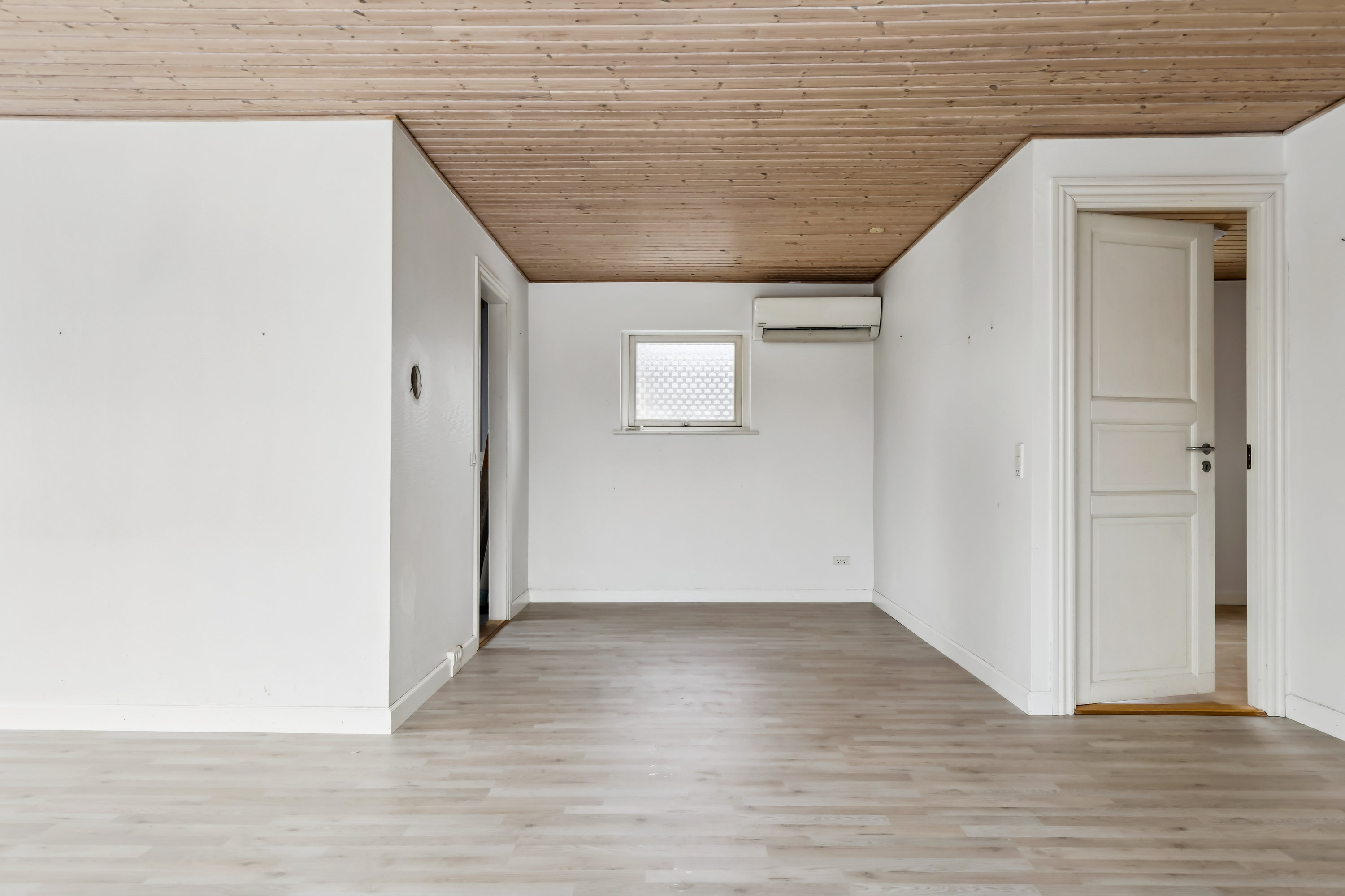 Fremhævet stue billede i fuldskærmstilstand. Billede af Solholm 6B, 4520 Svinninge