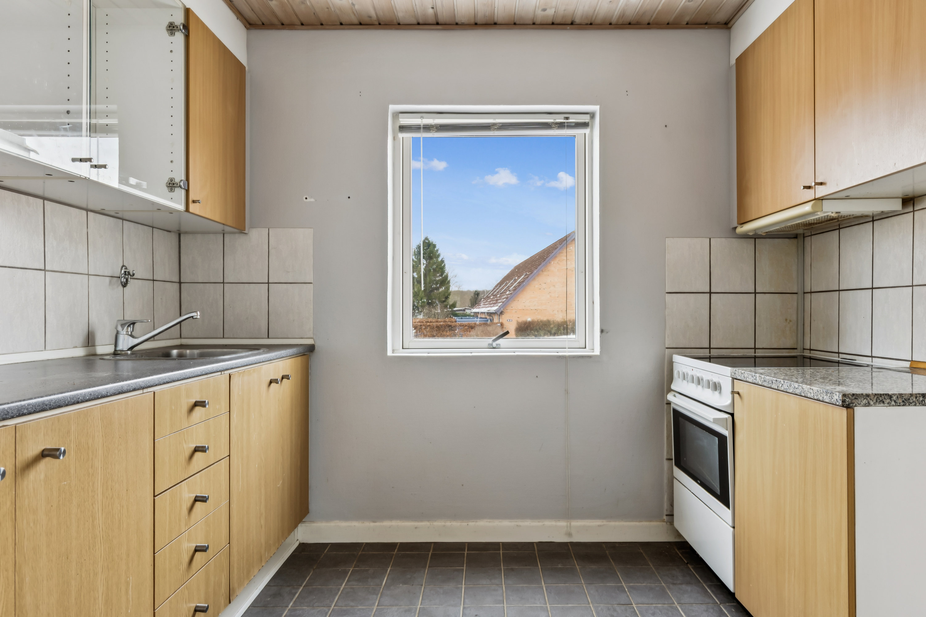 Fremhævet køkken billede i fuldskærmstilstand. Billede af Solholm 6B, 4520 Svinninge