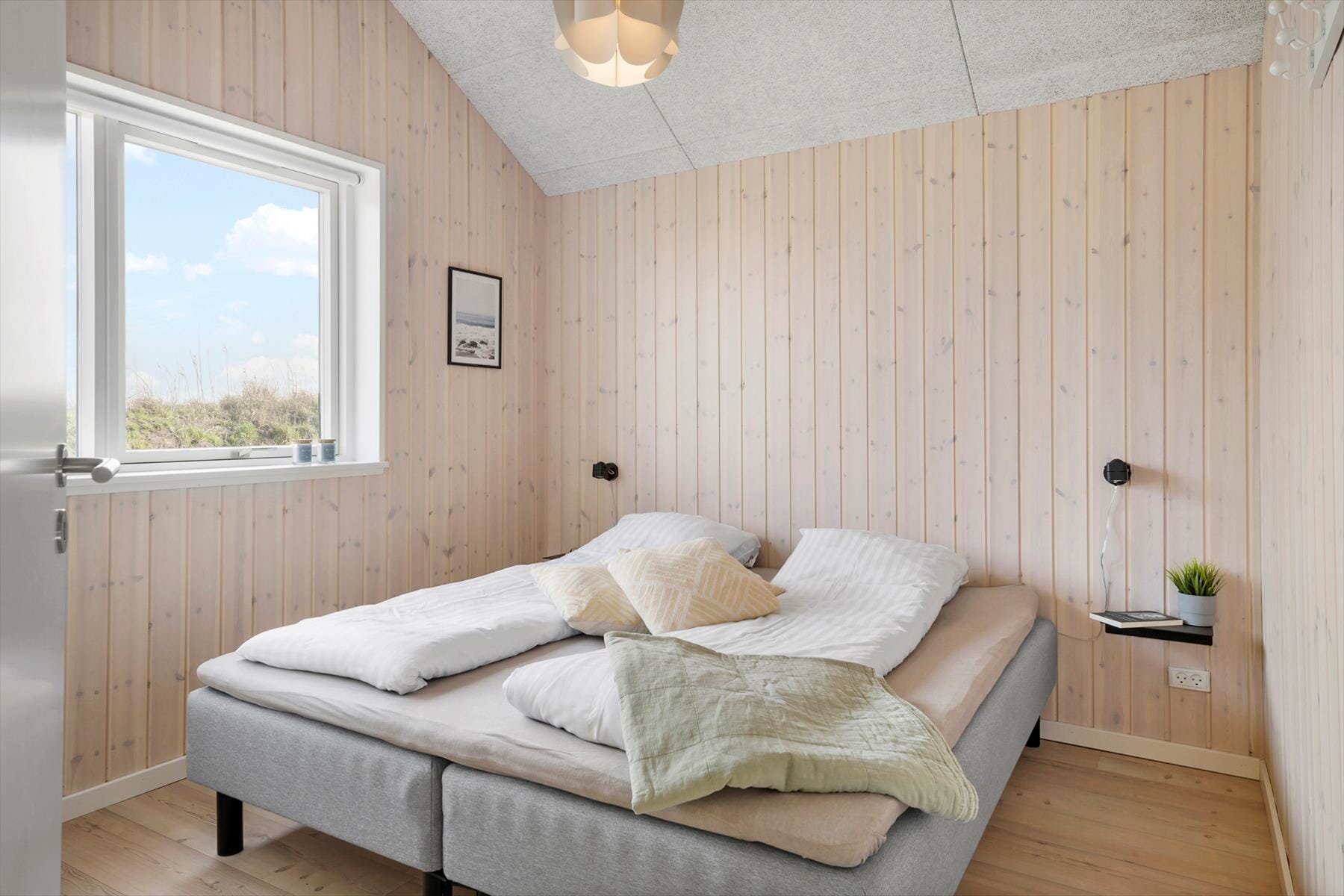 Fremhævet  billede i fuldskærmstilstand. Billede af Knaresbrovej 15, Vejlby, 7673 Harboøre