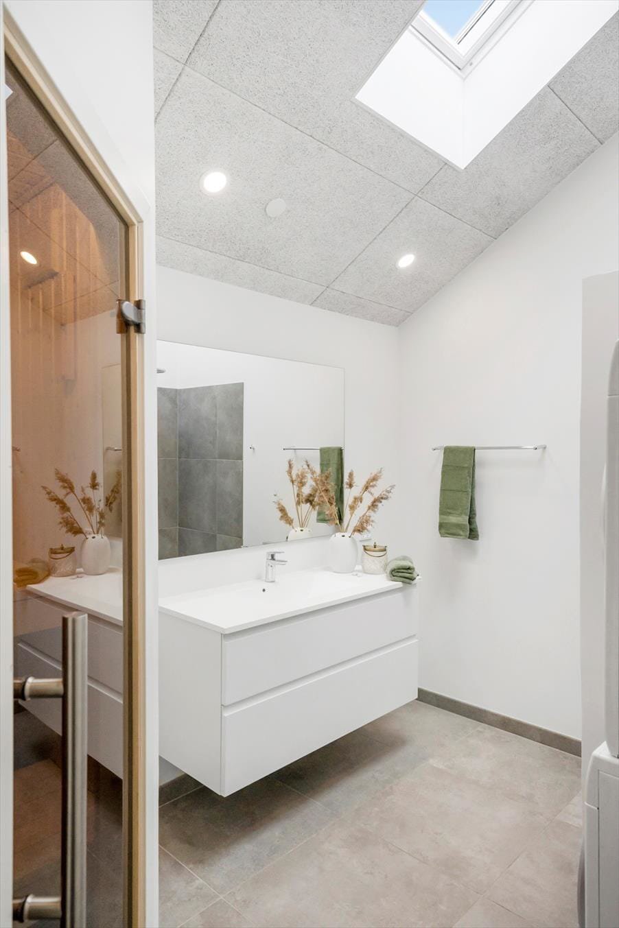 Fremhævet  billede i fuldskærmstilstand. Billede af Knaresbrovej 15, Vejlby, 7673 Harboøre