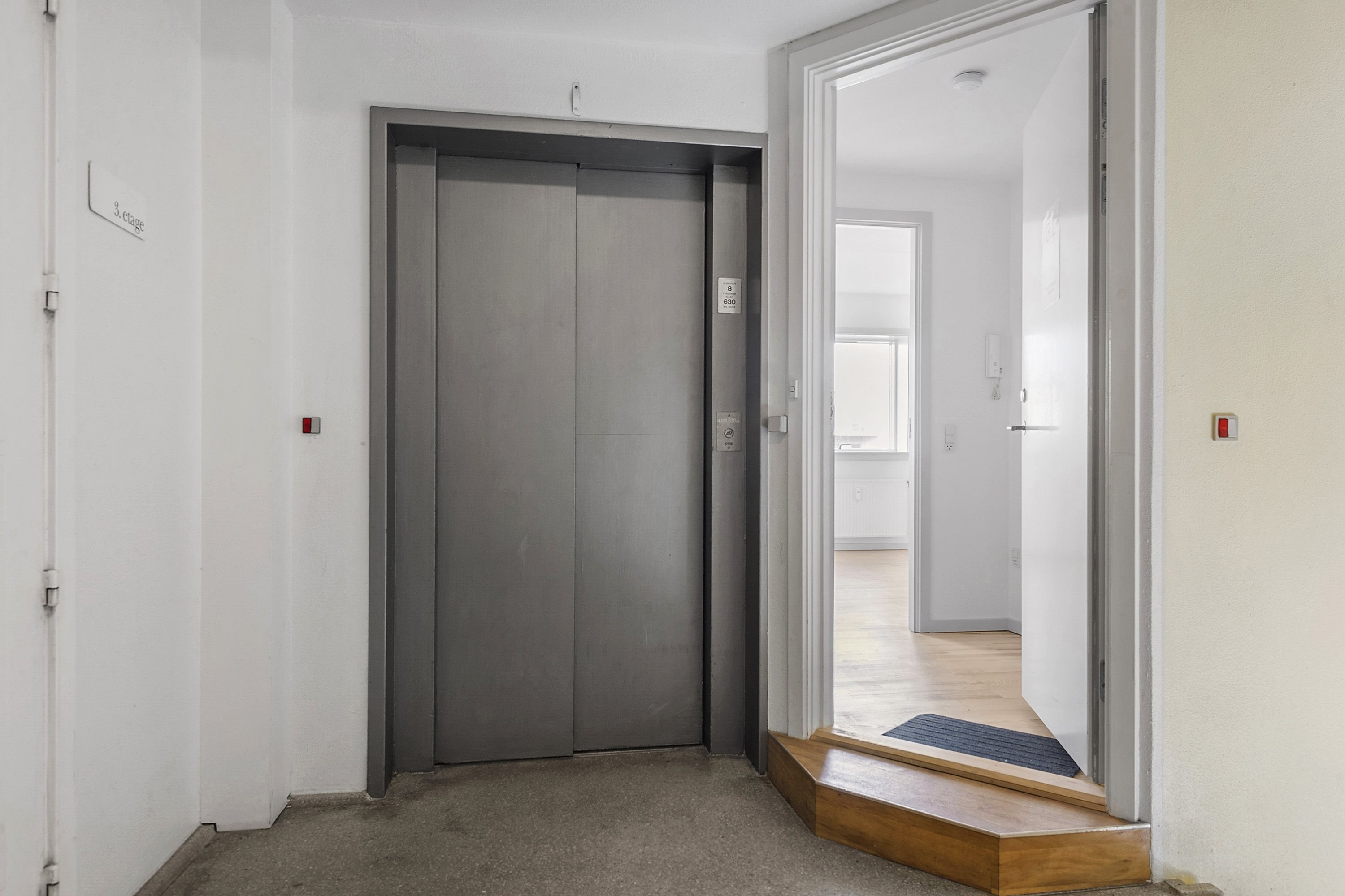 Fremhævet entré billede i fuldskærmstilstand. Billede af Frederiks Allé 28, 3. l., Aarhus C, 8000 Aarhus C