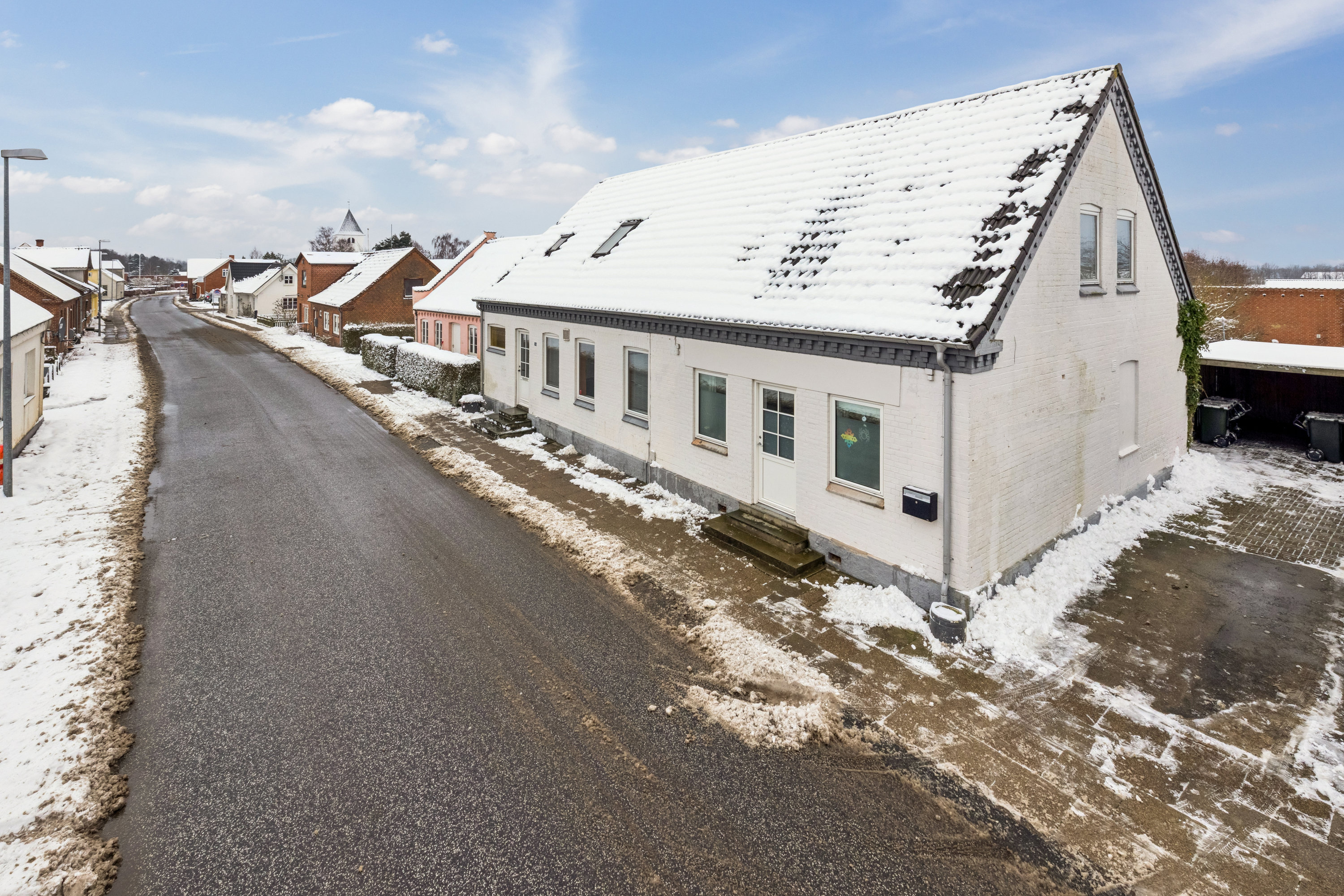 Fremhævet  billede i fuldskærmstilstand. Billede af Langgade 14, Vivild, 8961 Allingåbro