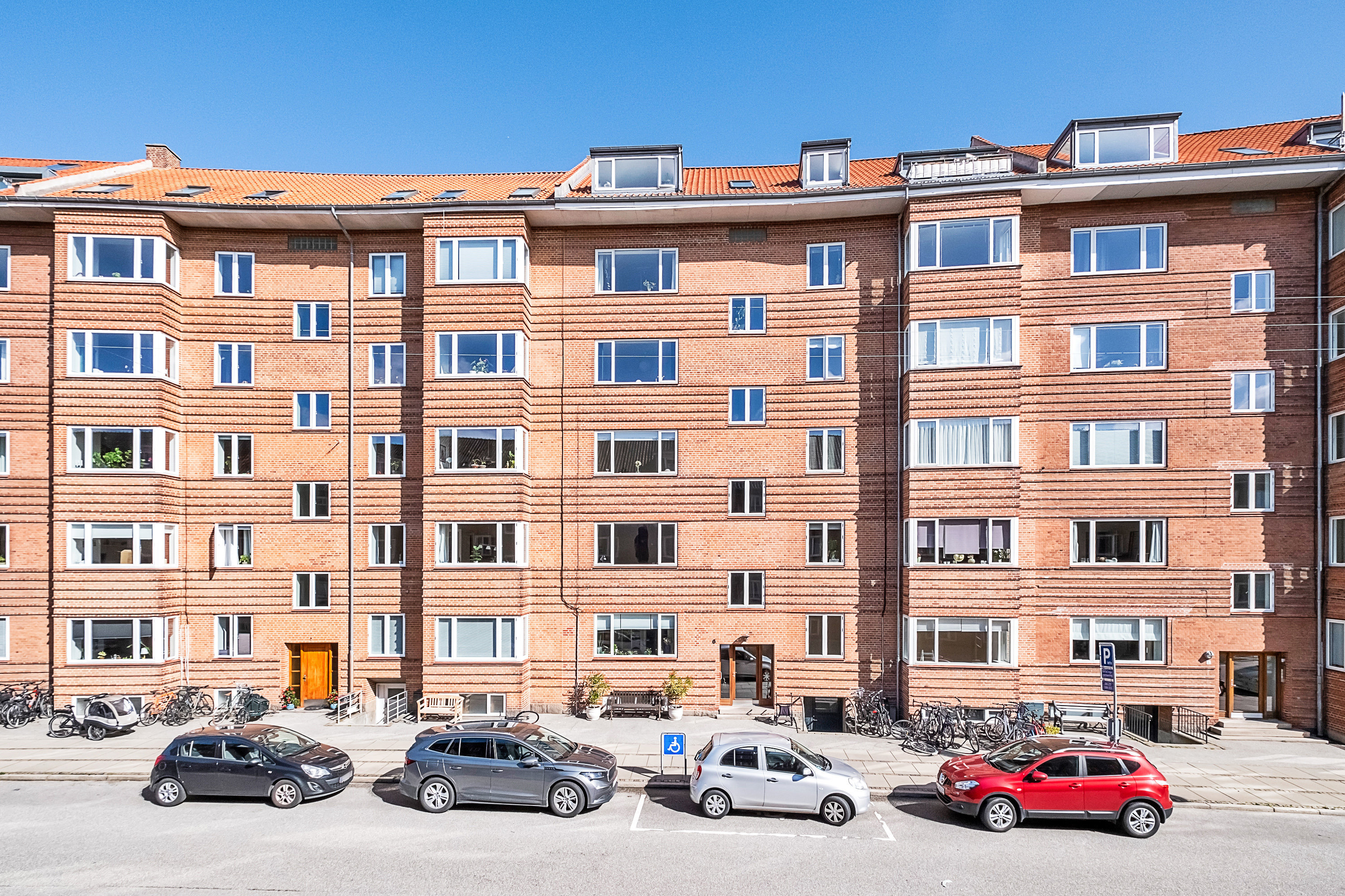 Fremhævet  billede i fuldskærmstilstand. Billede af P.P. Ørums Gade 6, 2. tv., 8000 Aarhus C