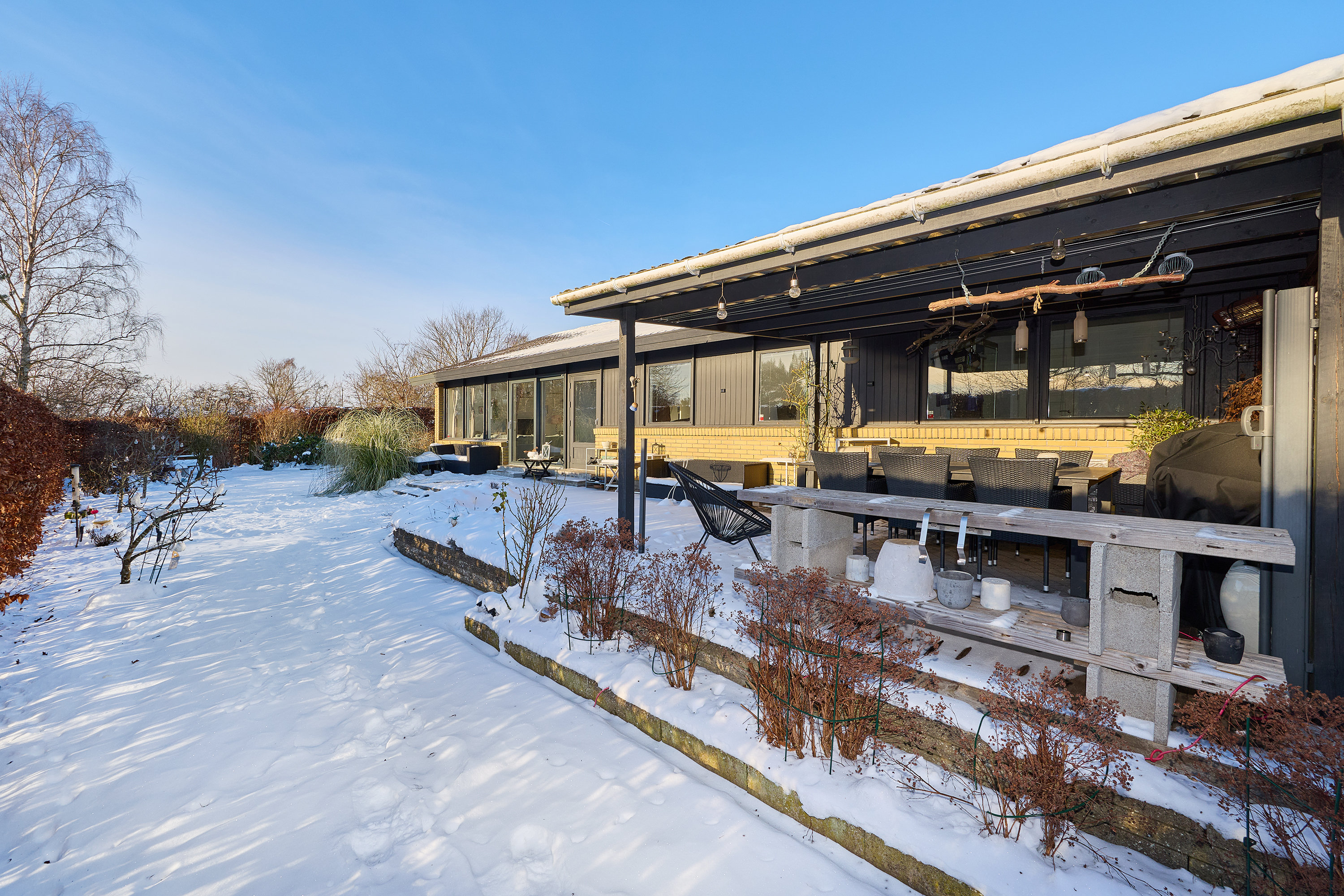 Fremhævet terrasse billede i fuldskærmstilstand. Billede af Osebergvej 22, 3650 Ølstykke