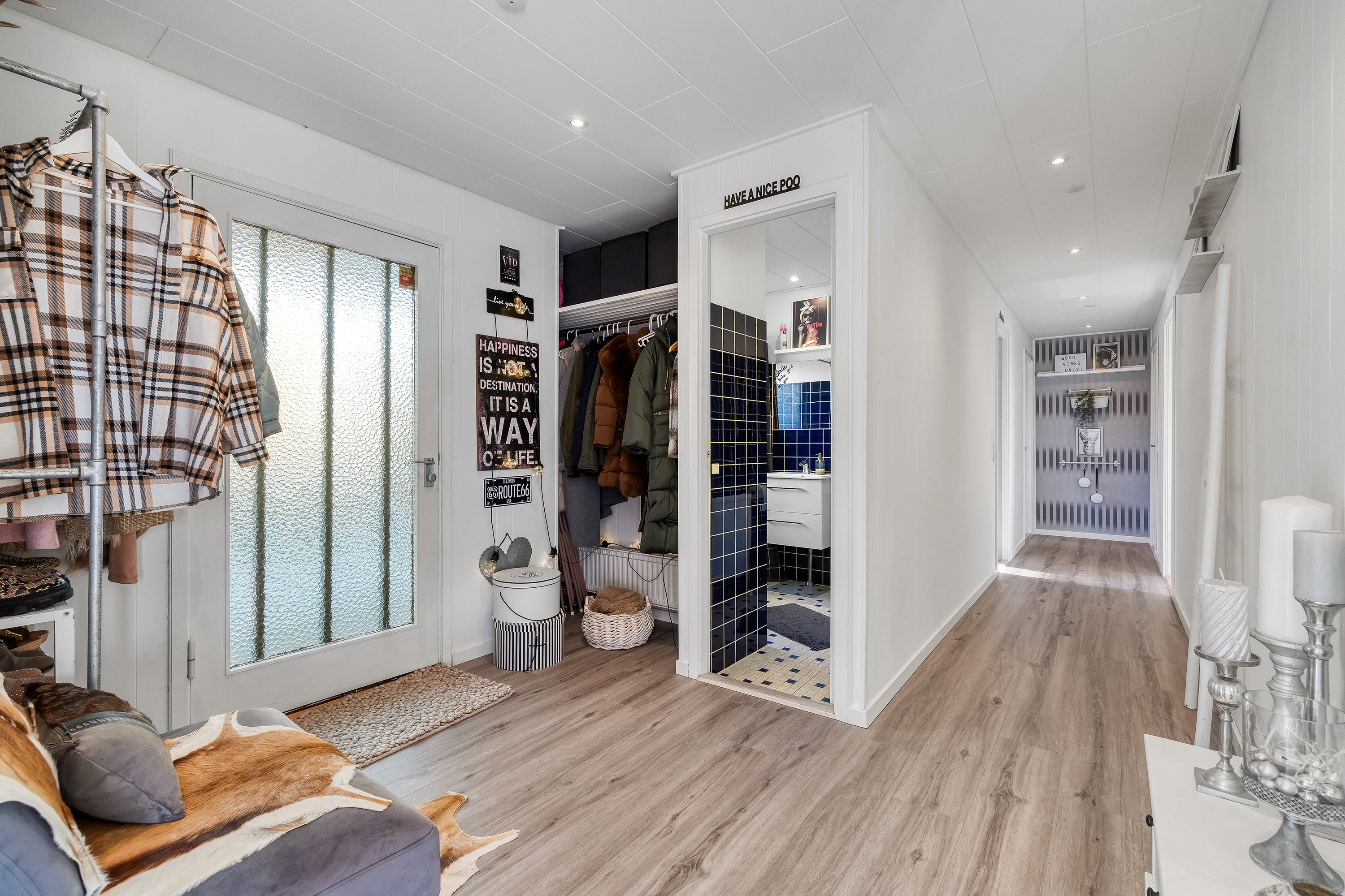 Fremhævet entré billede i fuldskærmstilstand. Billede af Osebergvej 22, 3650 Ølstykke