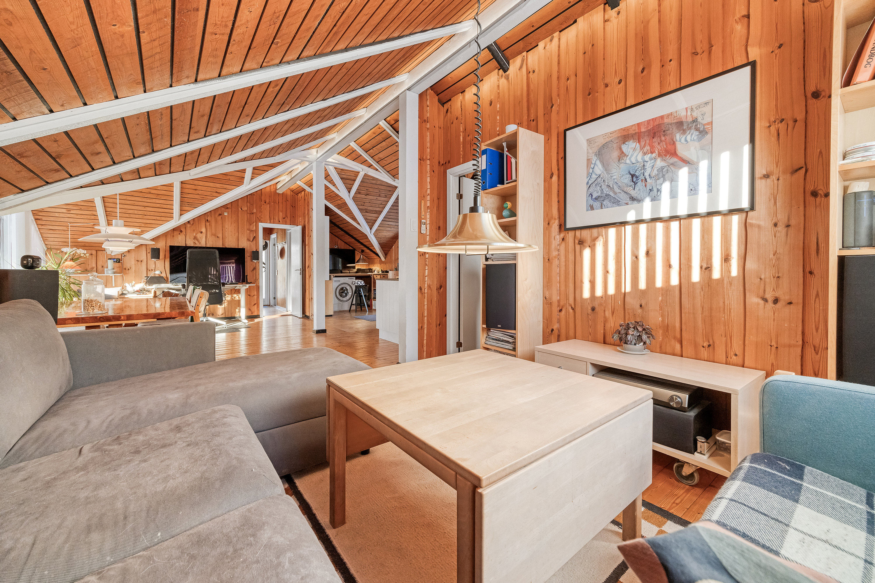 Fremhævet stue billede i fuldskærmstilstand. Billede af Bakkedraget 5, Buresø, 3550 Slangerup