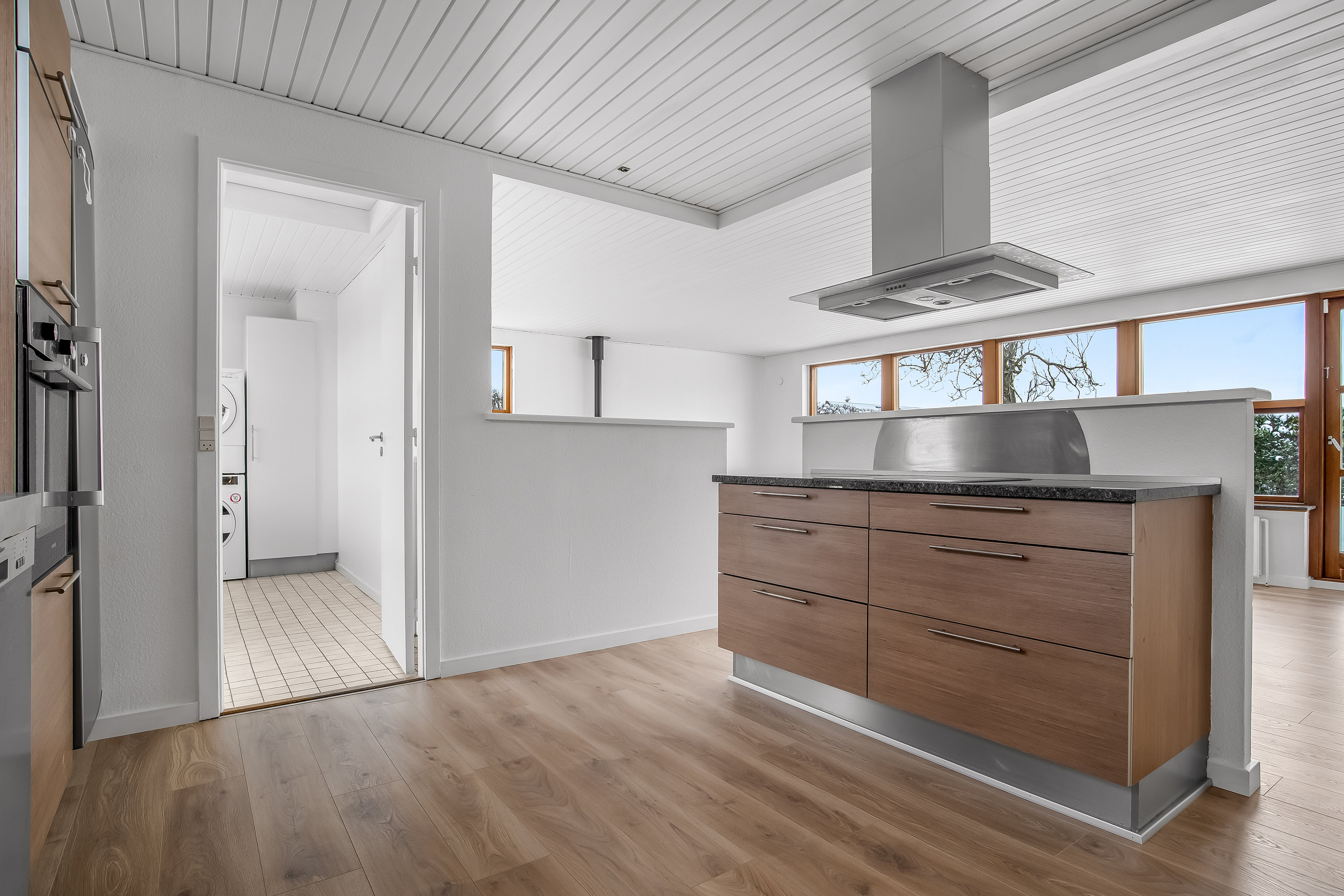 Fremhævet køkken billede i fuldskærmstilstand. Billede af Griegsvej 1, 7500 Holstebro