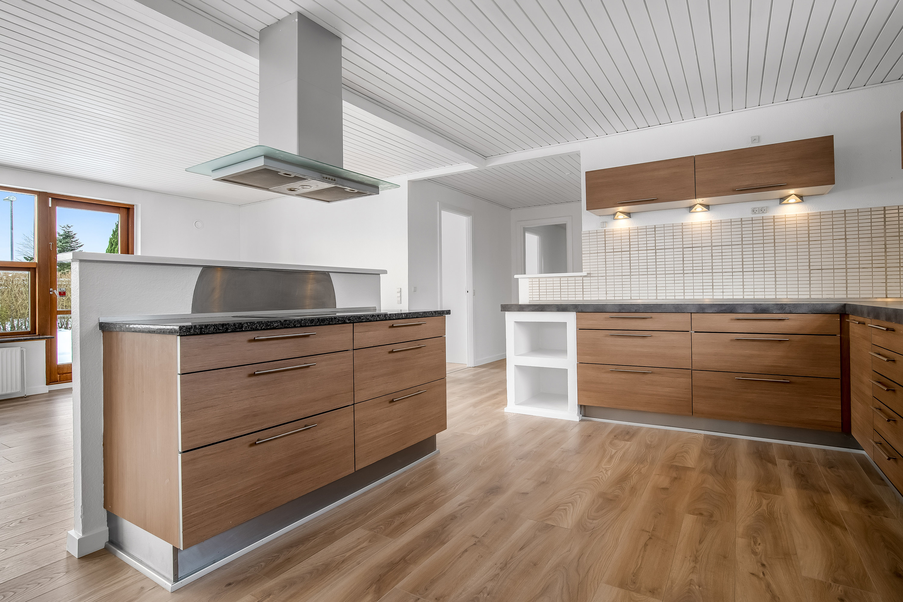 Fremhævet køkken billede i fuldskærmstilstand. Billede af Griegsvej 1, 7500 Holstebro