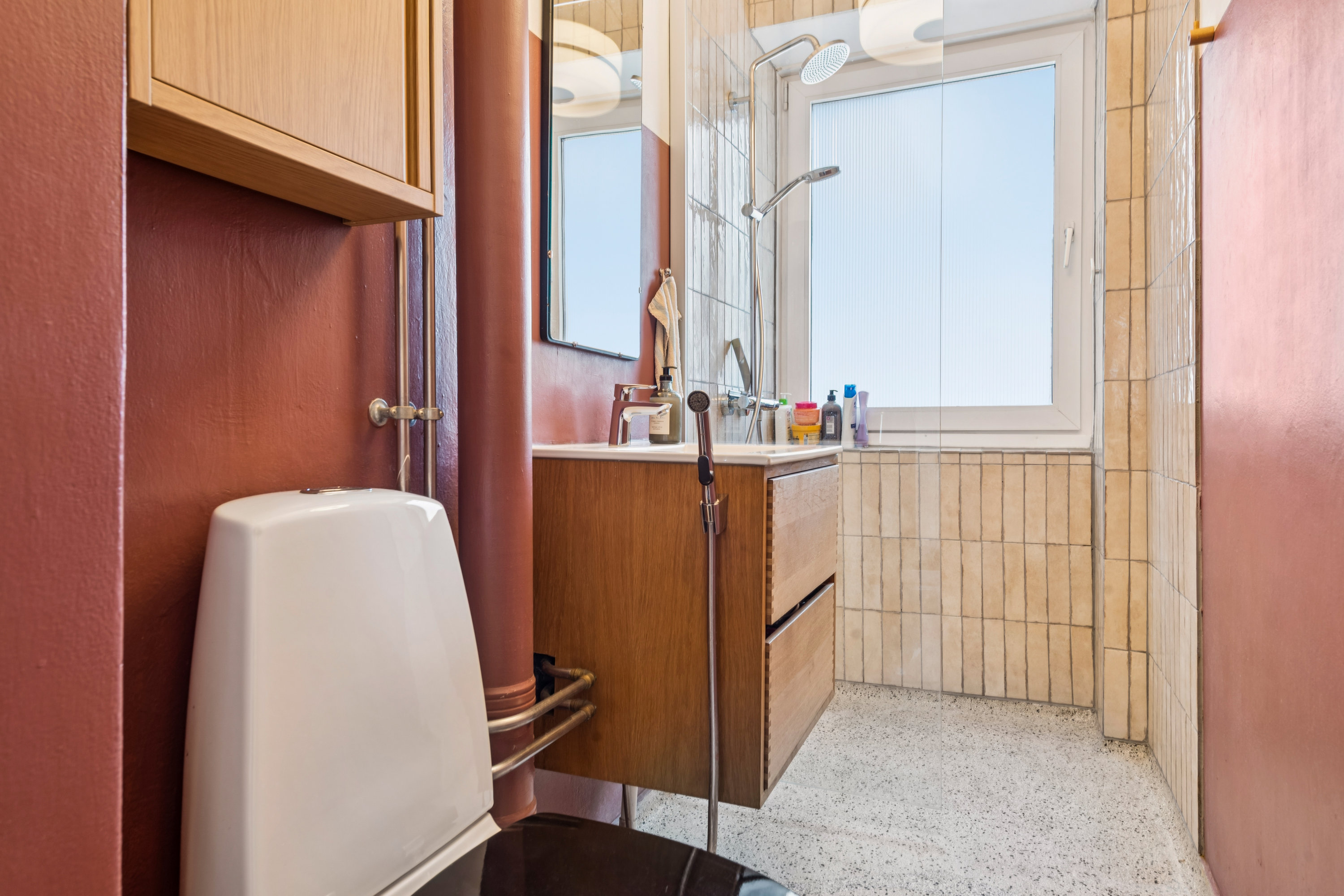 Fremhævet badeværelse billede i fuldskærmstilstand. Billede af Hamletsgade 22, 1. tv., 2200 København N