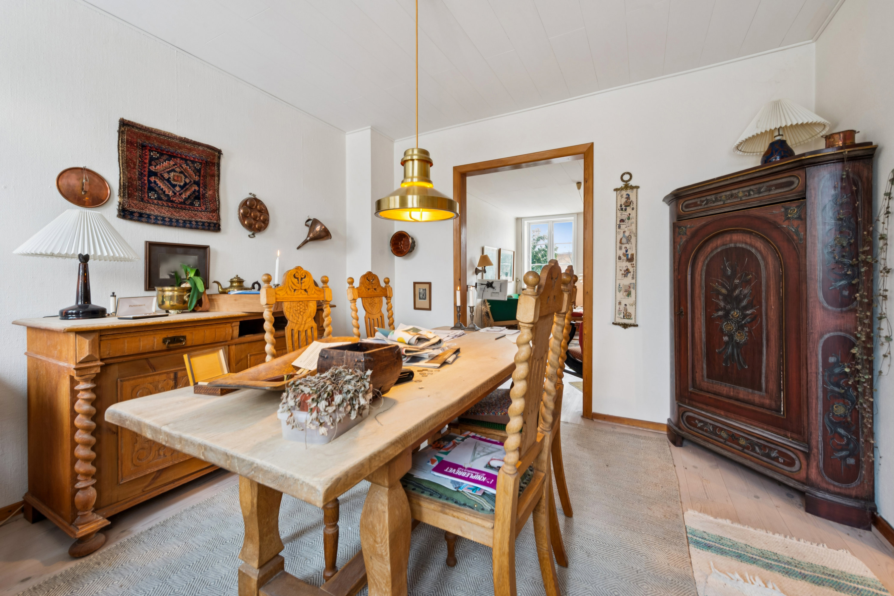 Fremhævet stue billede i fuldskærmstilstand. Billede af Morsøvej 39, 2720 Vanløse