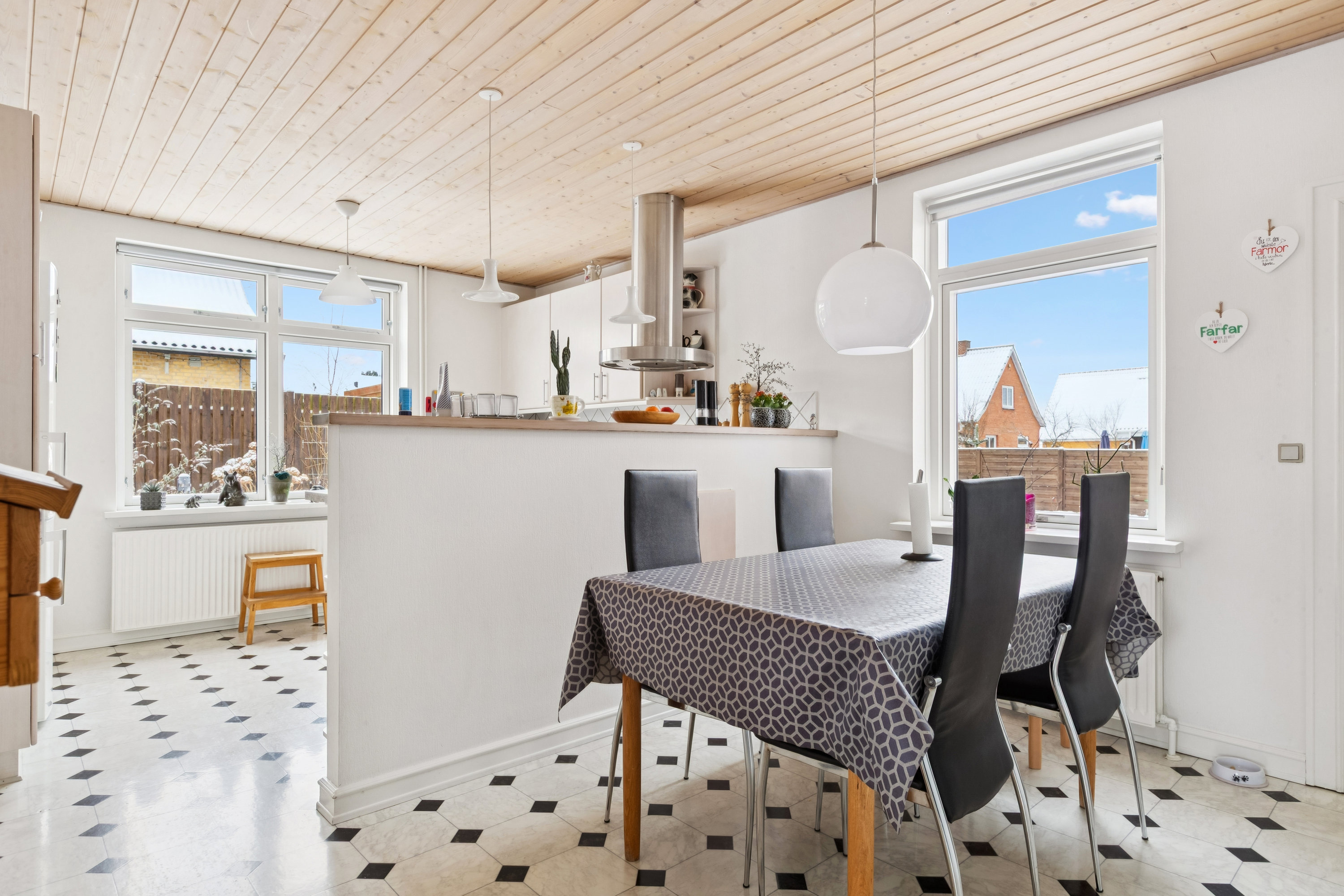 Fremhævet køkken billede i fuldskærmstilstand. Billede af Skolevej 4, 4470 Svebølle