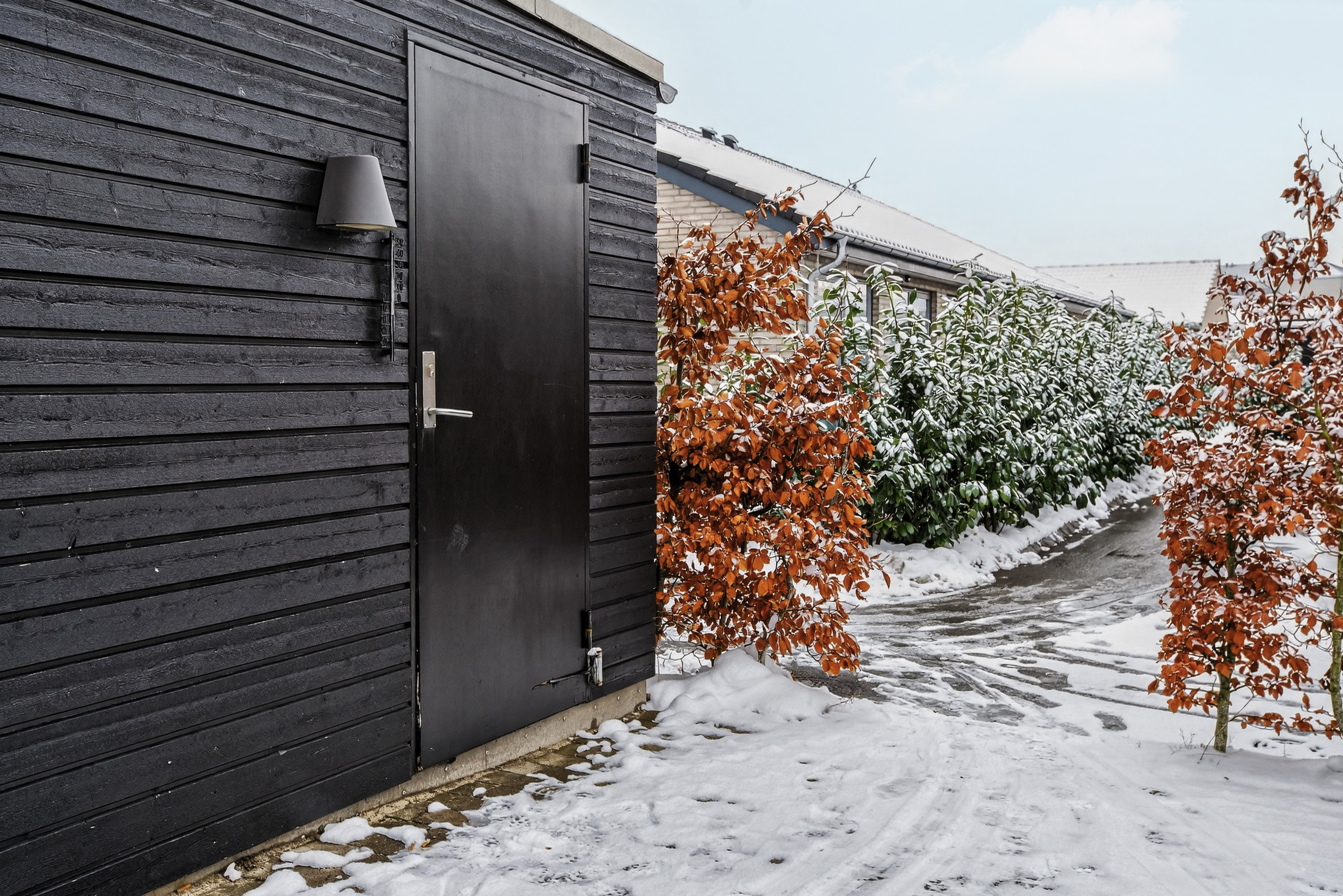 Fremhævet ude billede i fuldskærmstilstand. Billede af Atlasvænge 25D, 2750 Ballerup