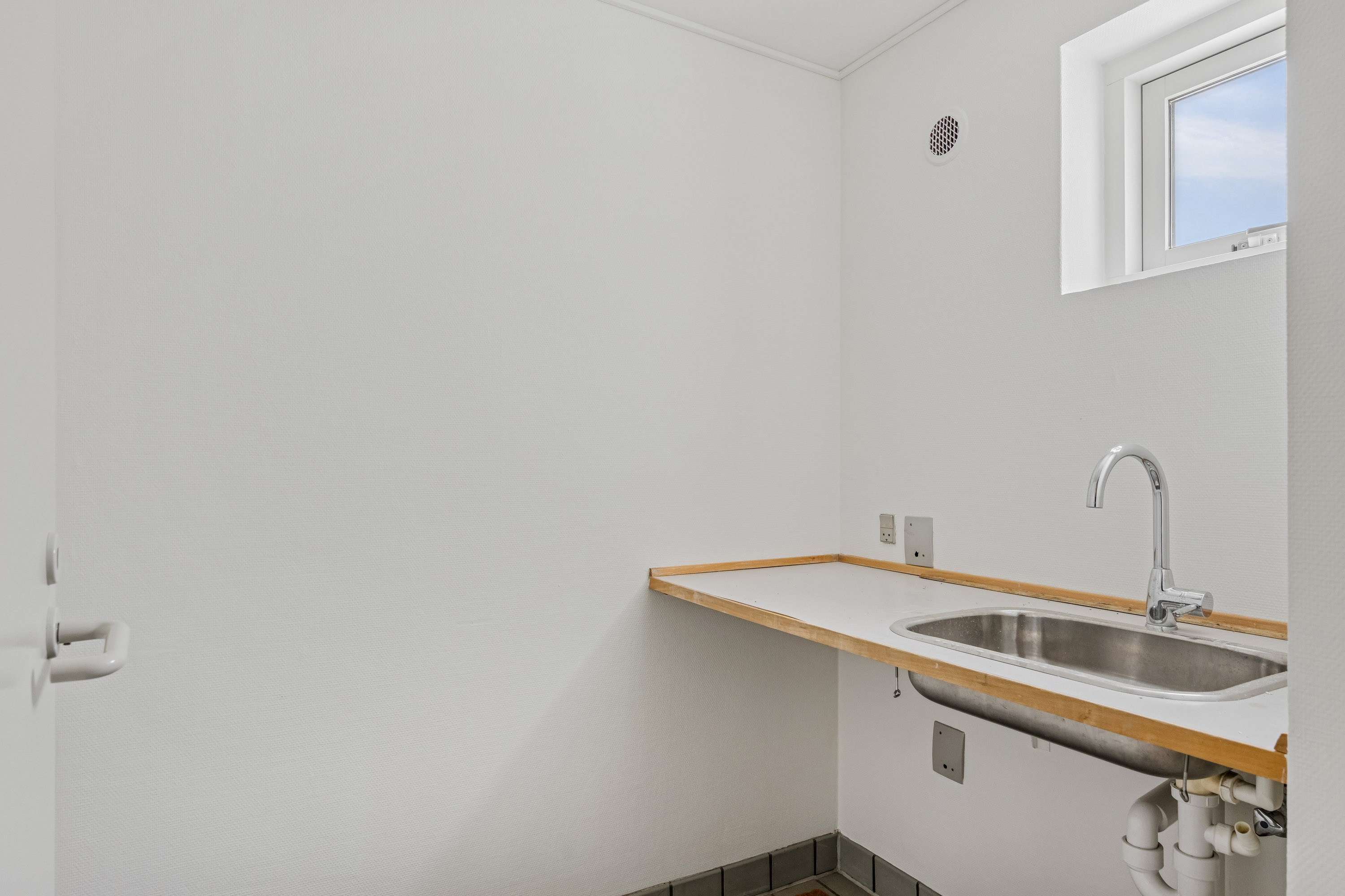 Fremhævet badeværelse billede i fuldskærmstilstand. Billede af Skansen 22, 8400 Ebeltoft