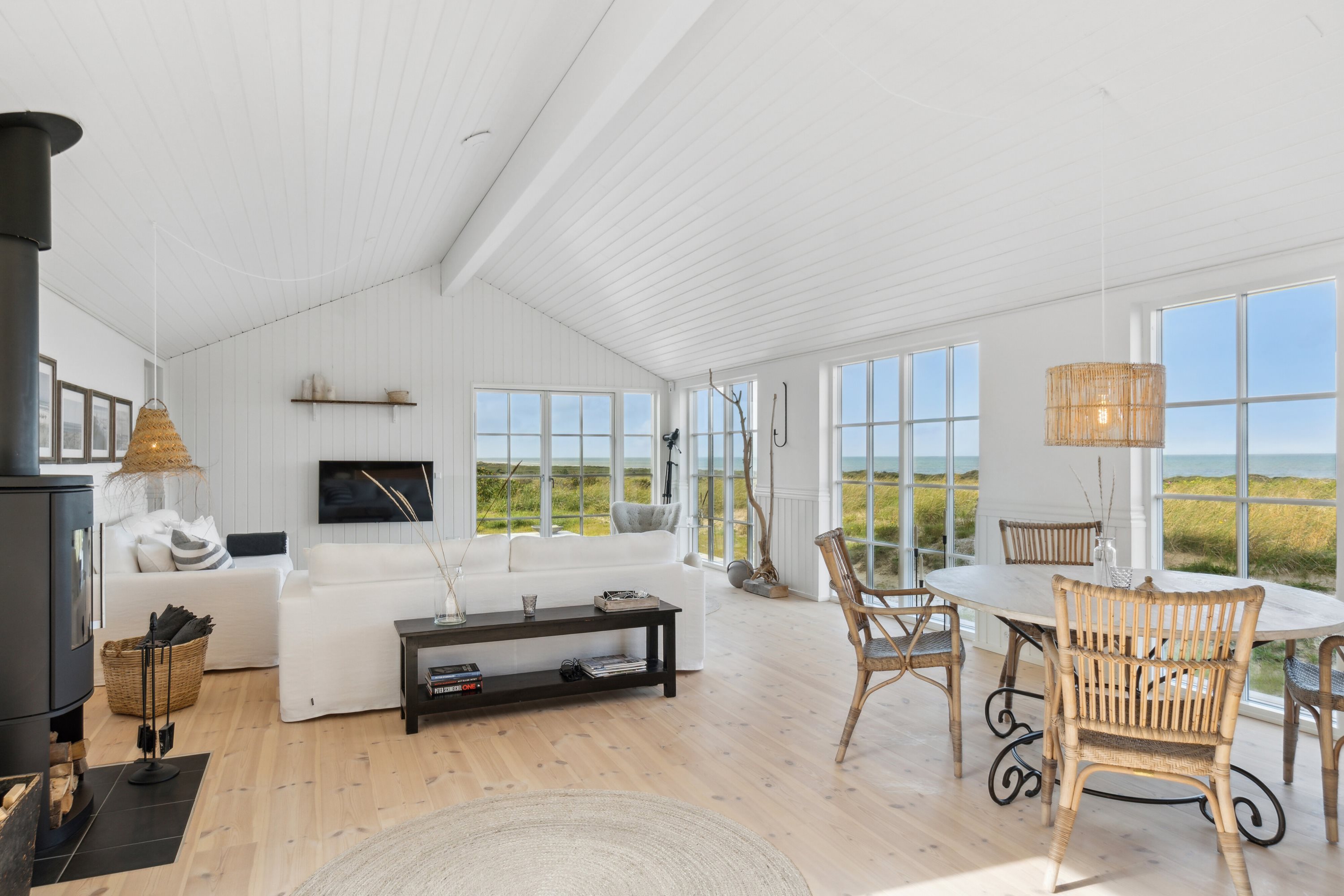 Fremhævet spisestue billede i fuldskærmstilstand. Billede af Abelvej 7, Tversted, 9881 Bindslev