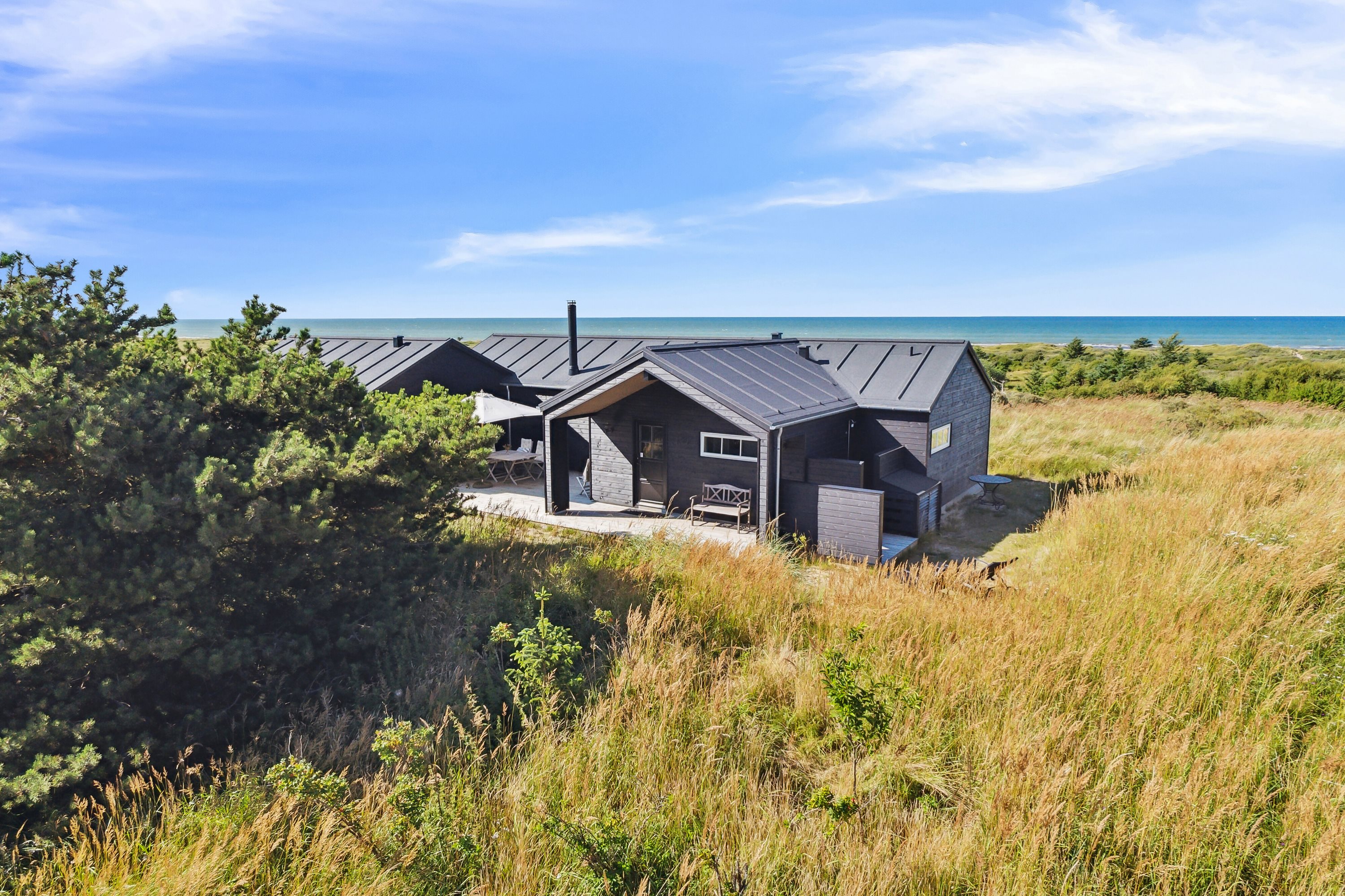 Fremhævet set fra vejen billede i fuldskærmstilstand. Billede af Abelvej 7, Tversted, 9881 Bindslev