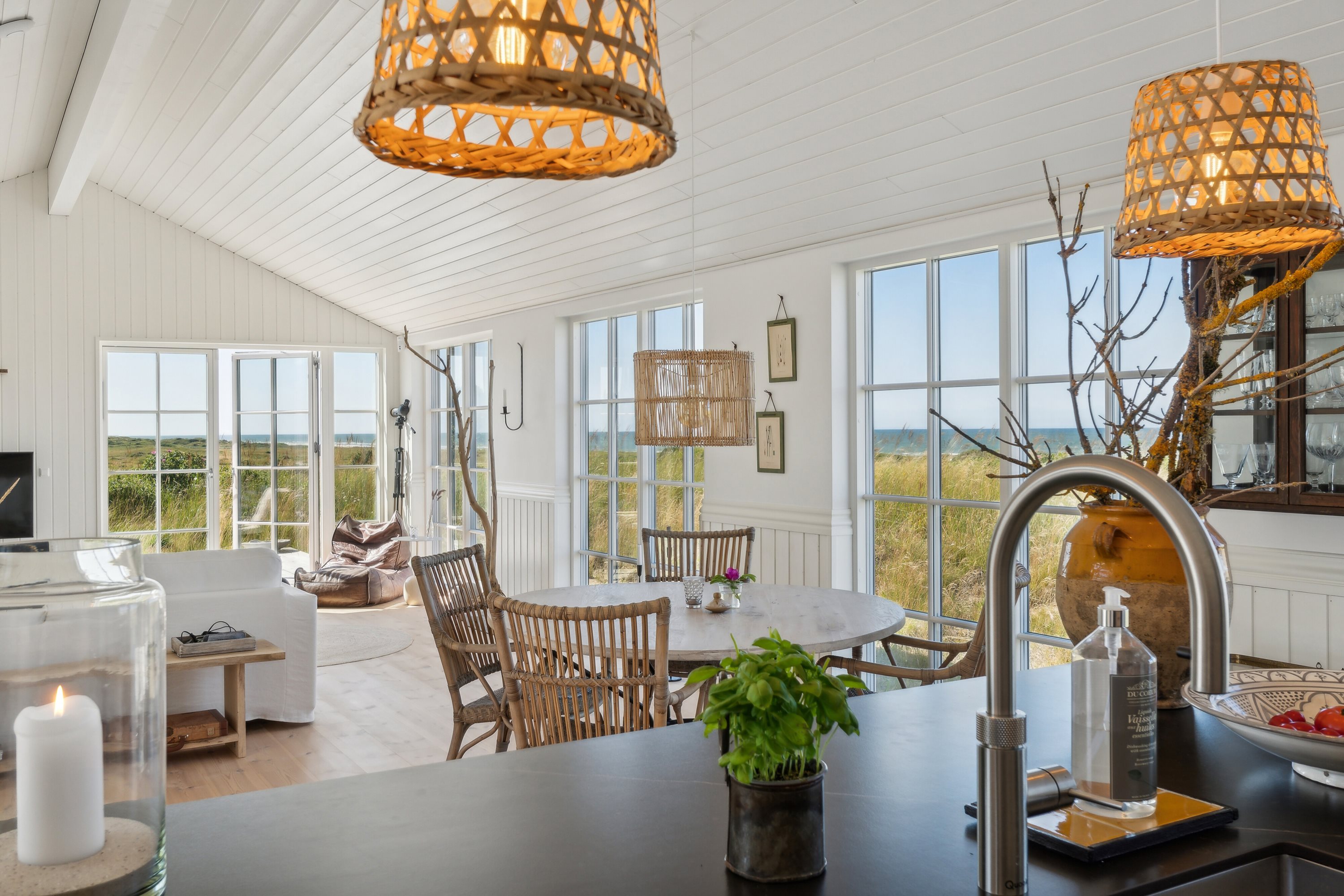 Fremhævet køkken billede i fuldskærmstilstand. Billede af Abelvej 7, Tversted, 9881 Bindslev