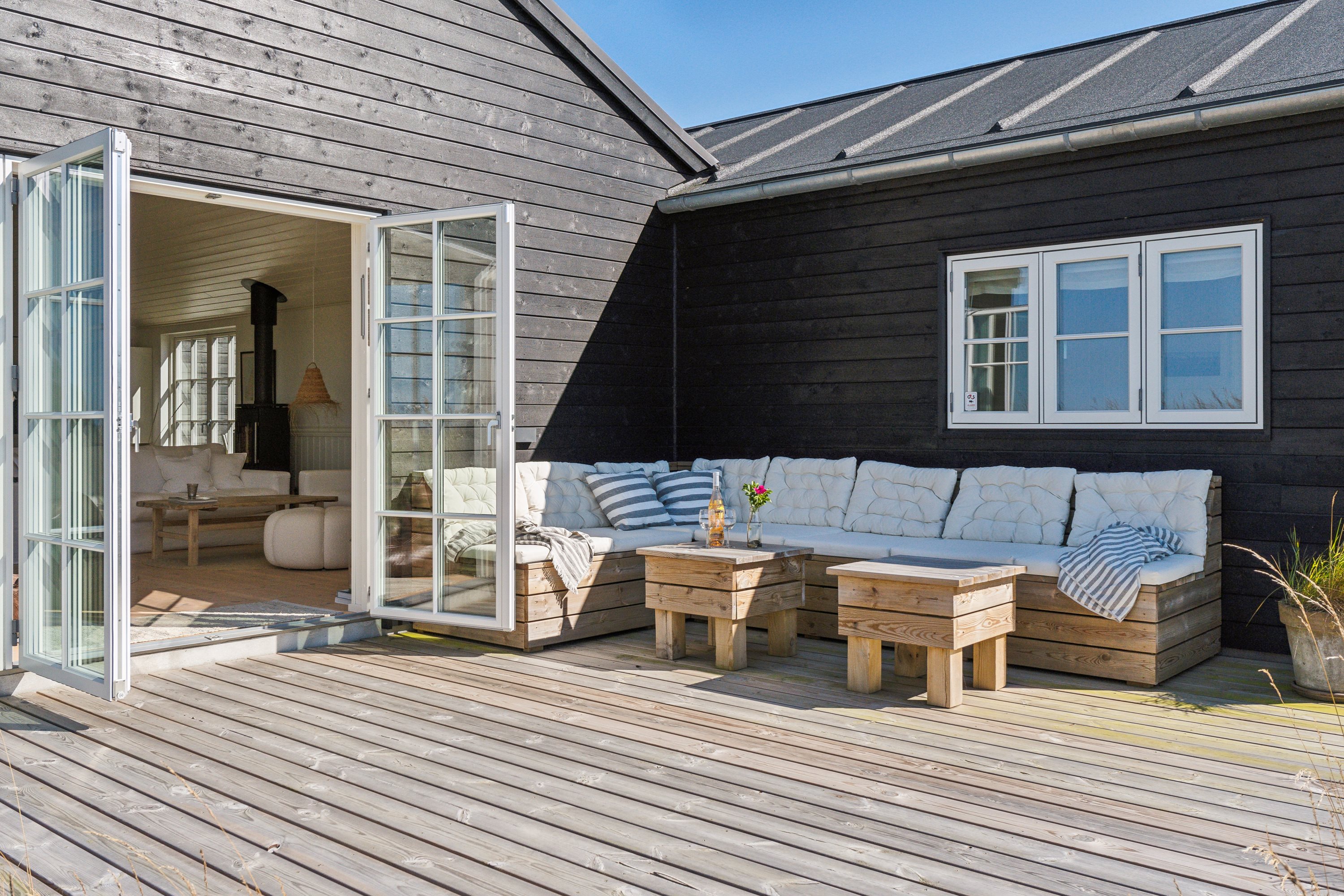 Fremhævet terrasse billede i fuldskærmstilstand. Billede af Abelvej 7, Tversted, 9881 Bindslev