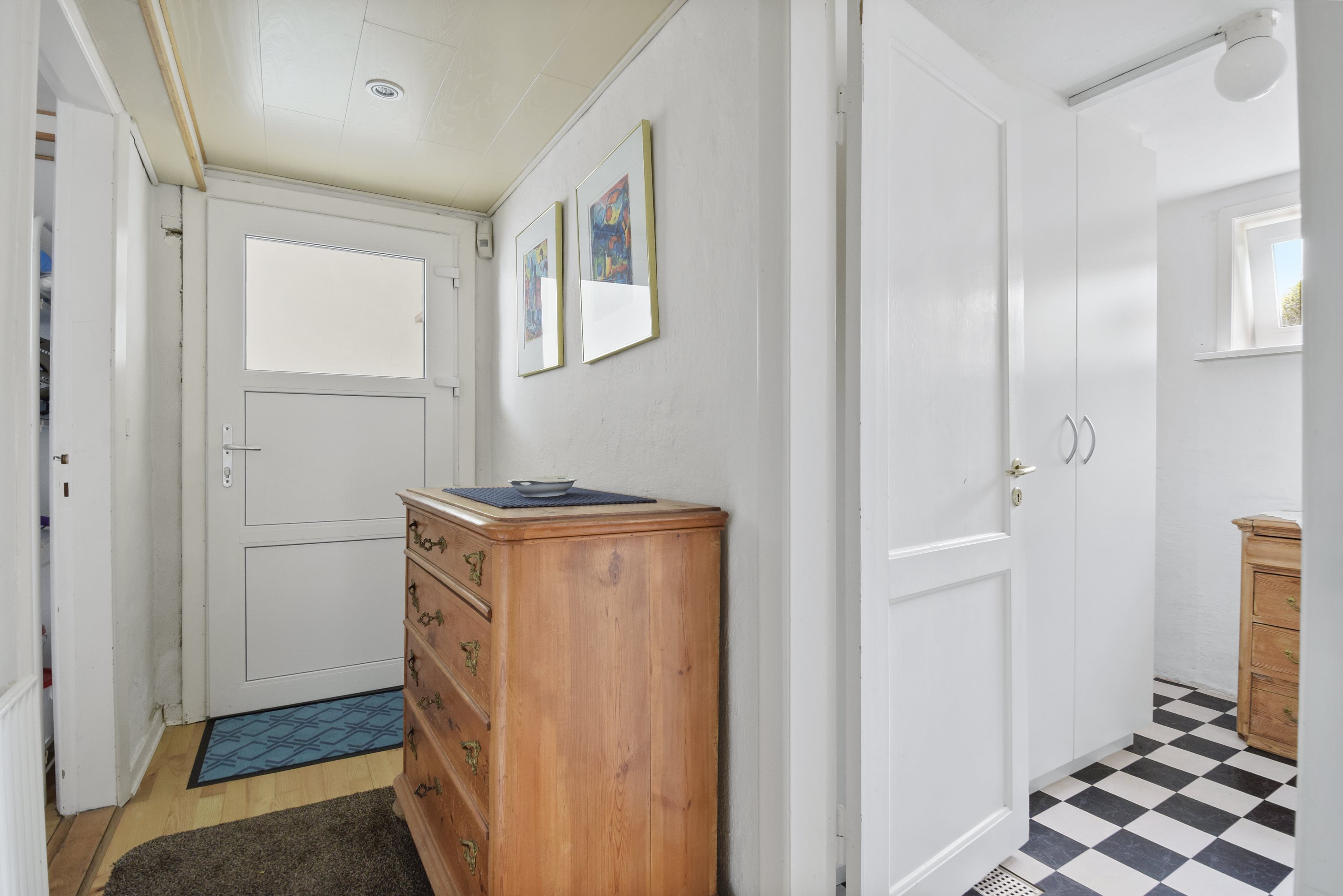 Fremhævet gang billede i fuldskærmstilstand. Billede af Skovglimt 23, 6340 Kruså