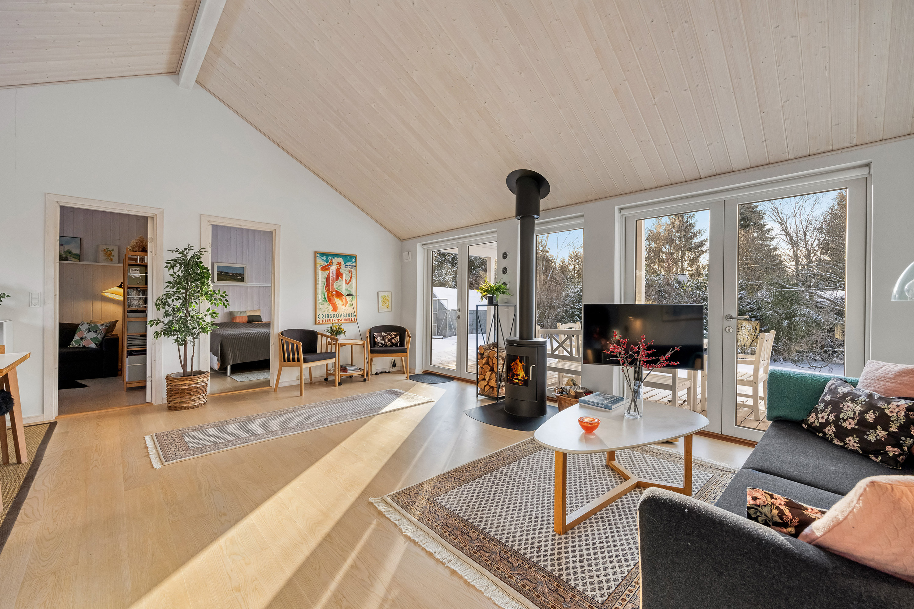 Fremhævet stue billede i fuldskærmstilstand. Billede af Hyrdevænget 36, Bonderup, 3250 Gilleleje