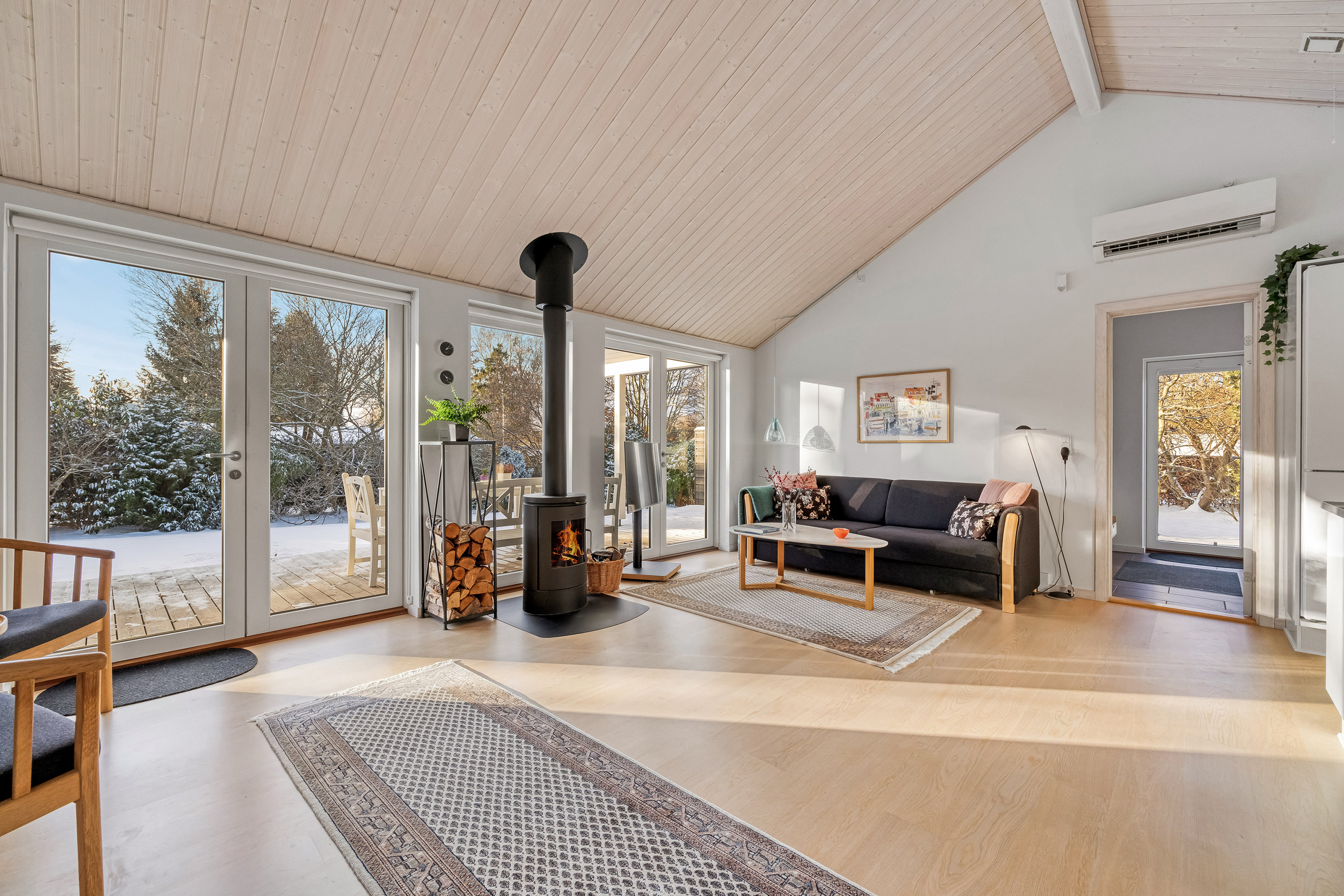 Fremhævet stue billede i fuldskærmstilstand. Billede af Hyrdevænget 36, Bonderup, 3250 Gilleleje