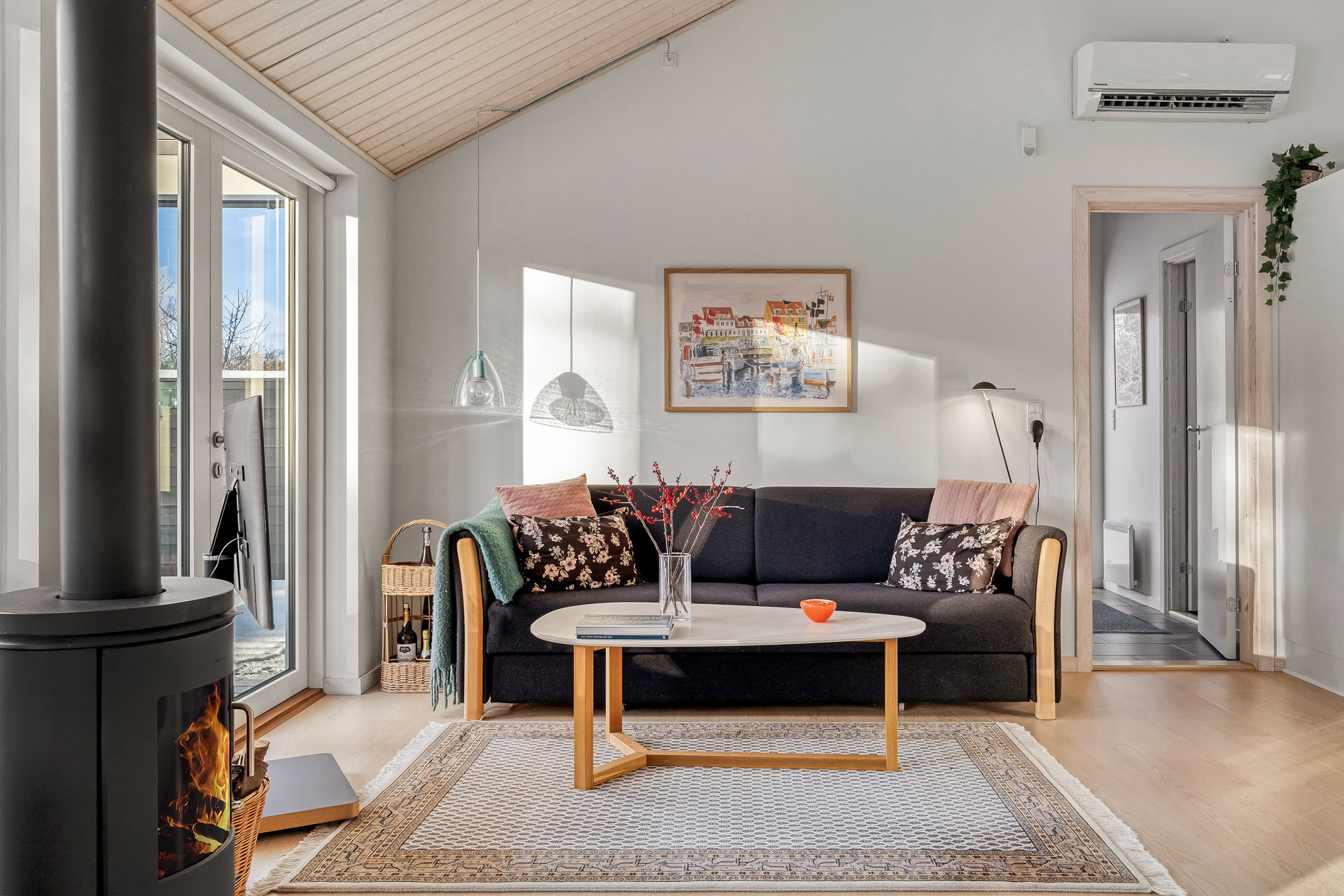 Fremhævet stue billede i fuldskærmstilstand. Billede af Hyrdevænget 36, Bonderup, 3250 Gilleleje