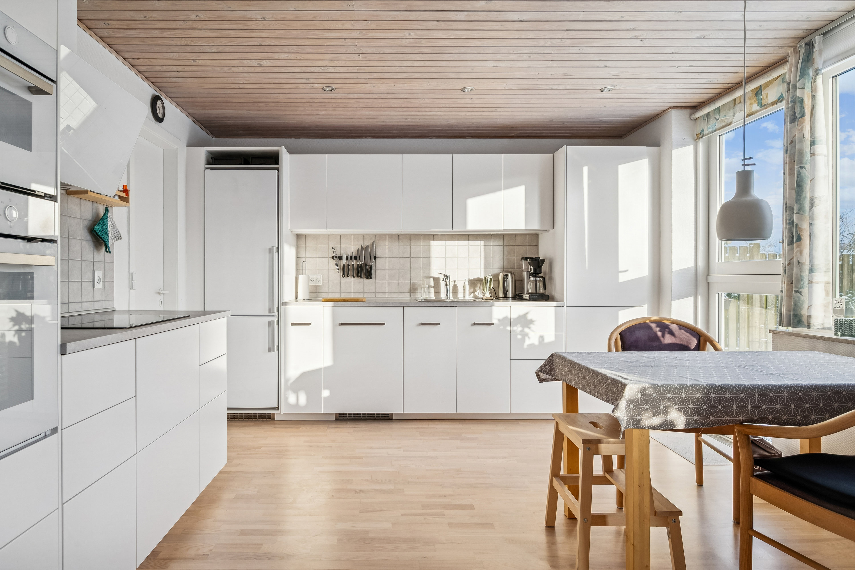 Miniaturebillede 1: køkken. Billede af Hanstholmvej 18, 8250 Egå