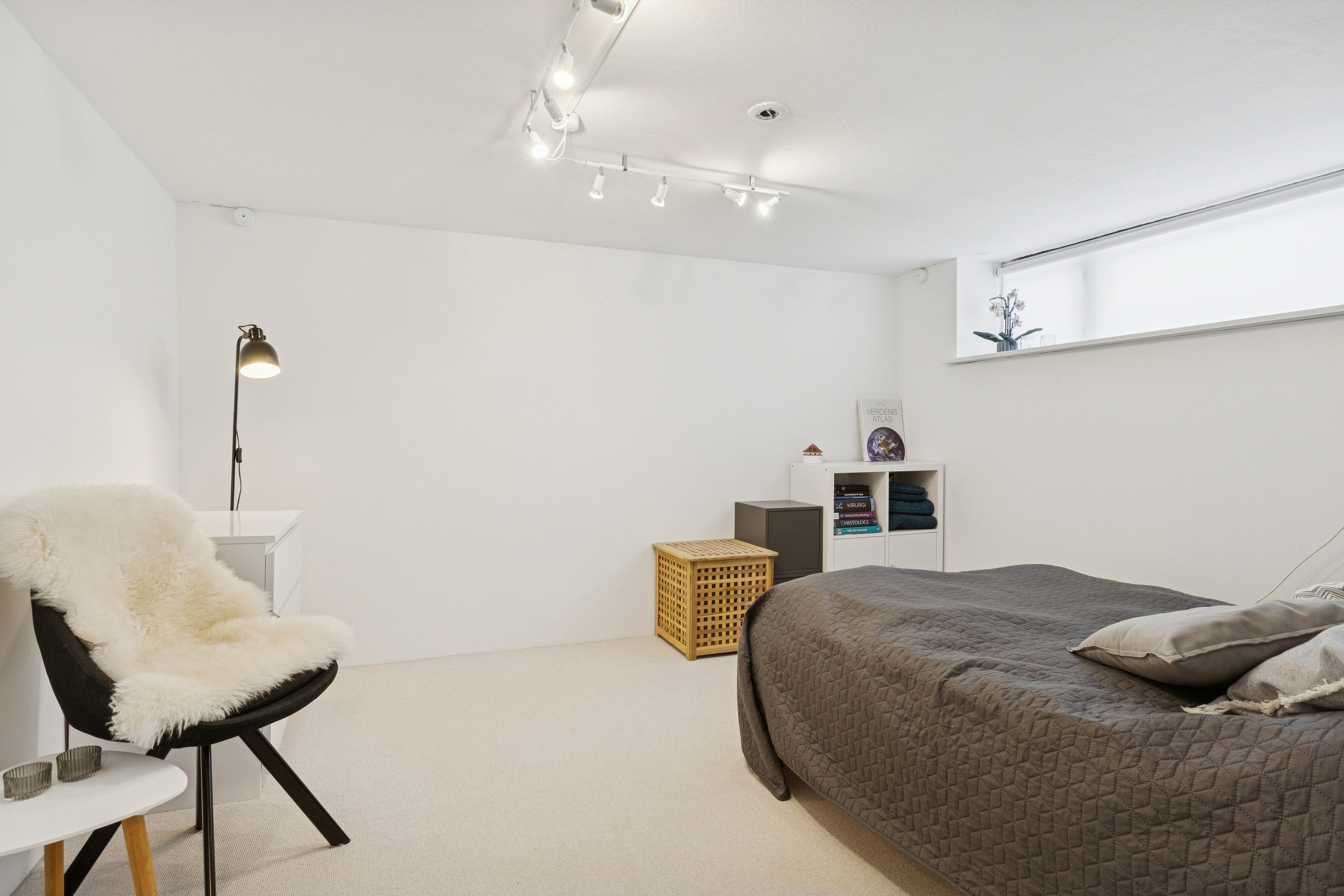 Fremhævet soveværelse billede i fuldskærmstilstand. Billede af Lars Dyrskjøts Vej 25, 9800 Hjørring