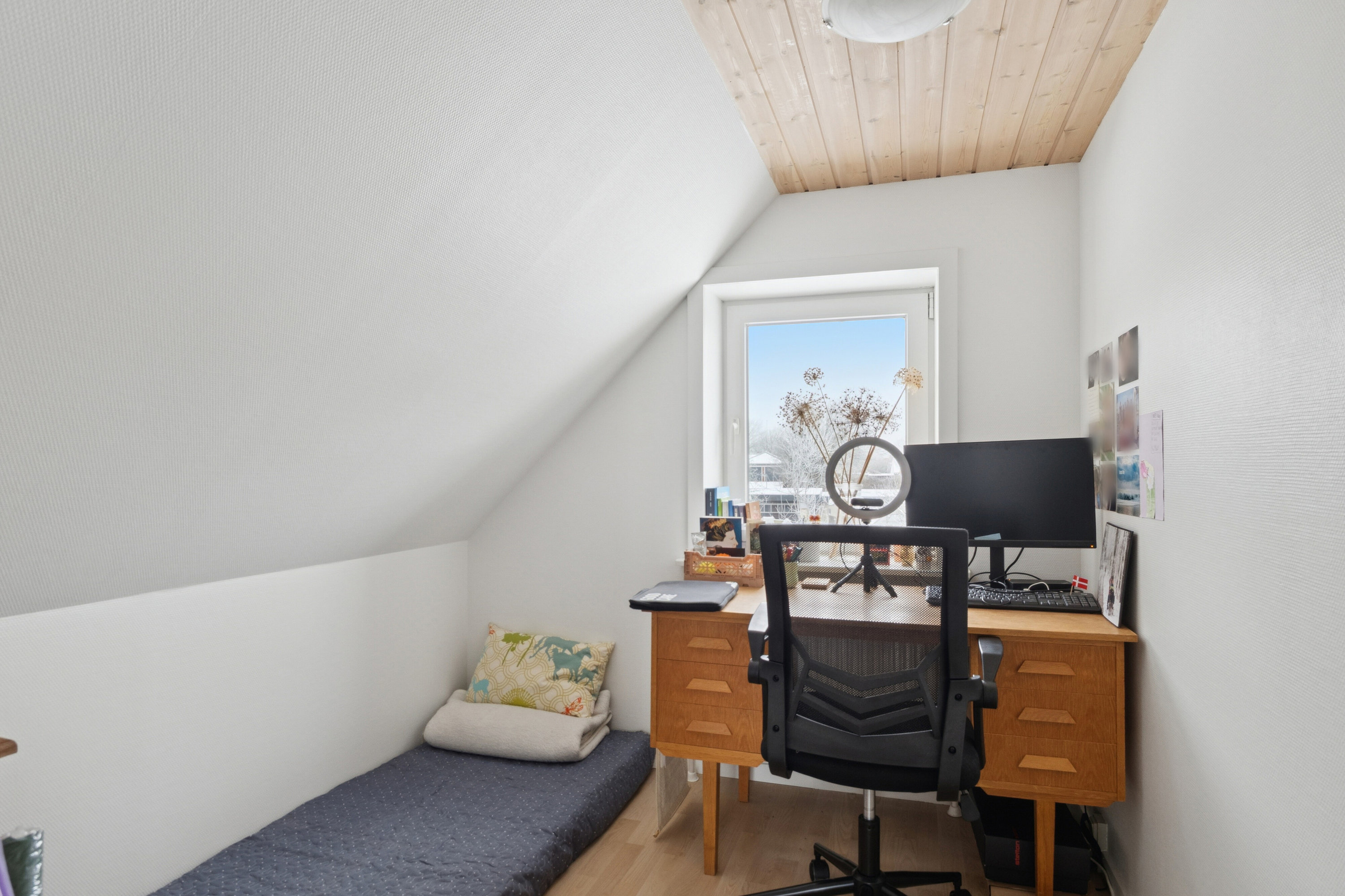 Fremhævet arbejdsværelse billede i fuldskærmstilstand. Billede af Vandhøjvej 20, 7752 Snedsted