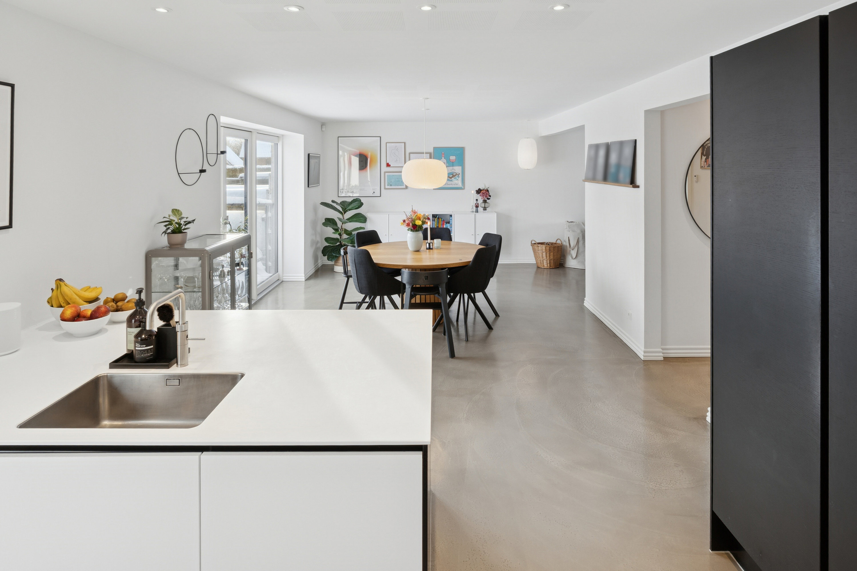 Fremhævet køkken billede i fuldskærmstilstand. Billede af Lars Dyrskjøts Vej 25, 9800 Hjørring